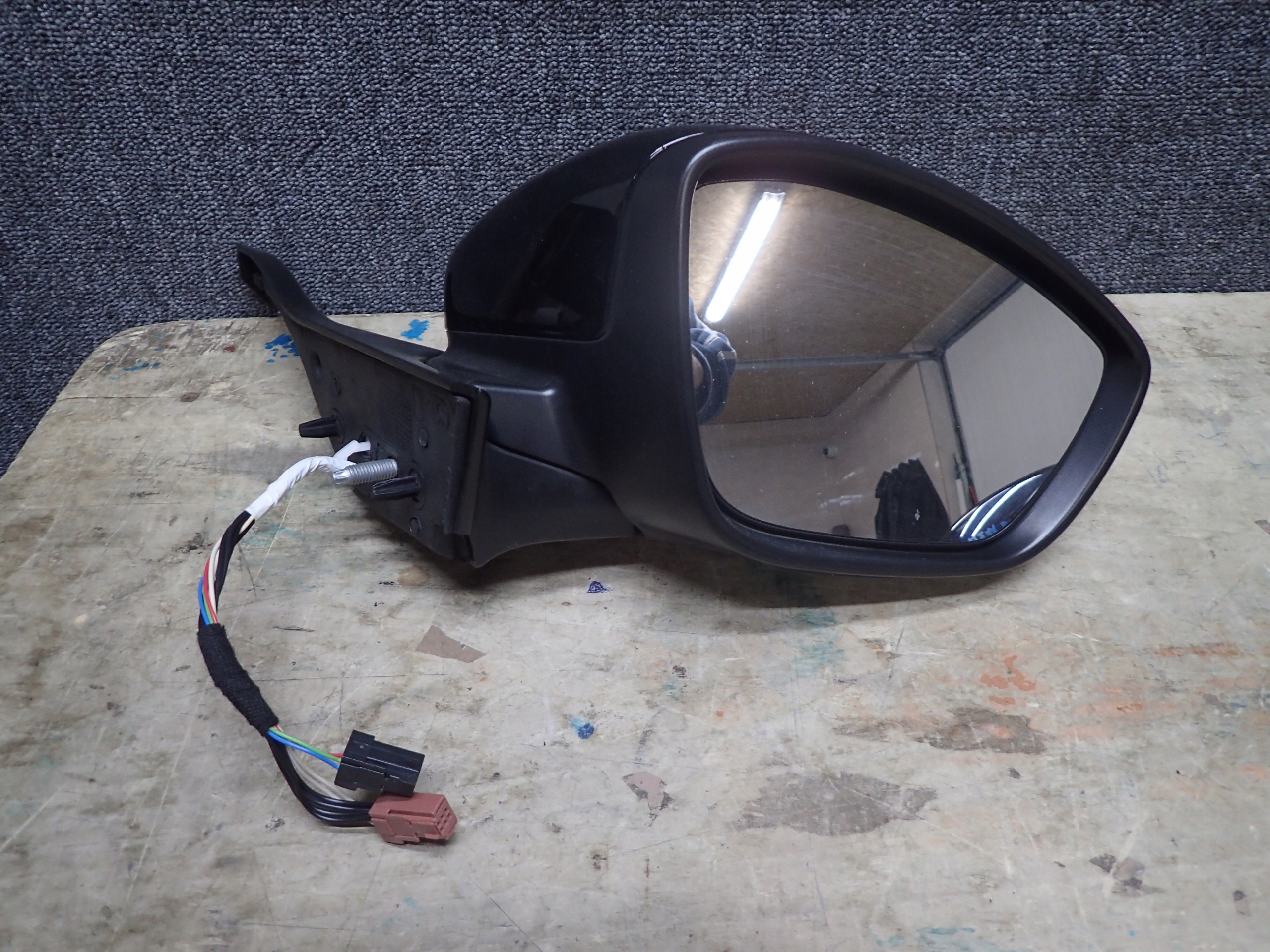 ПРАВОЕ ЗЕРКАЛО PEUGEOT 208 6+3PIN