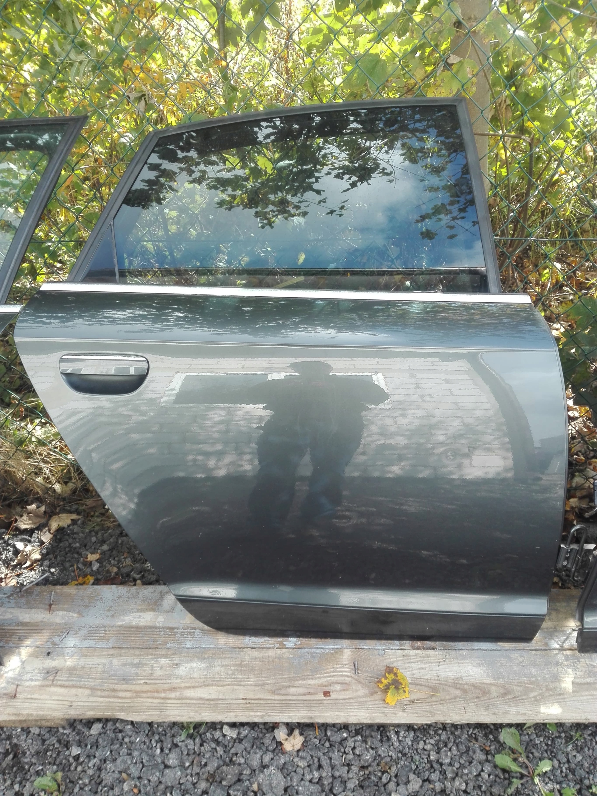 AUDI A6 C6 ДВЕРИ ПРАВЕ ЗАДНЕЕ ПРАВЫЙ ЗАД. Lz7s