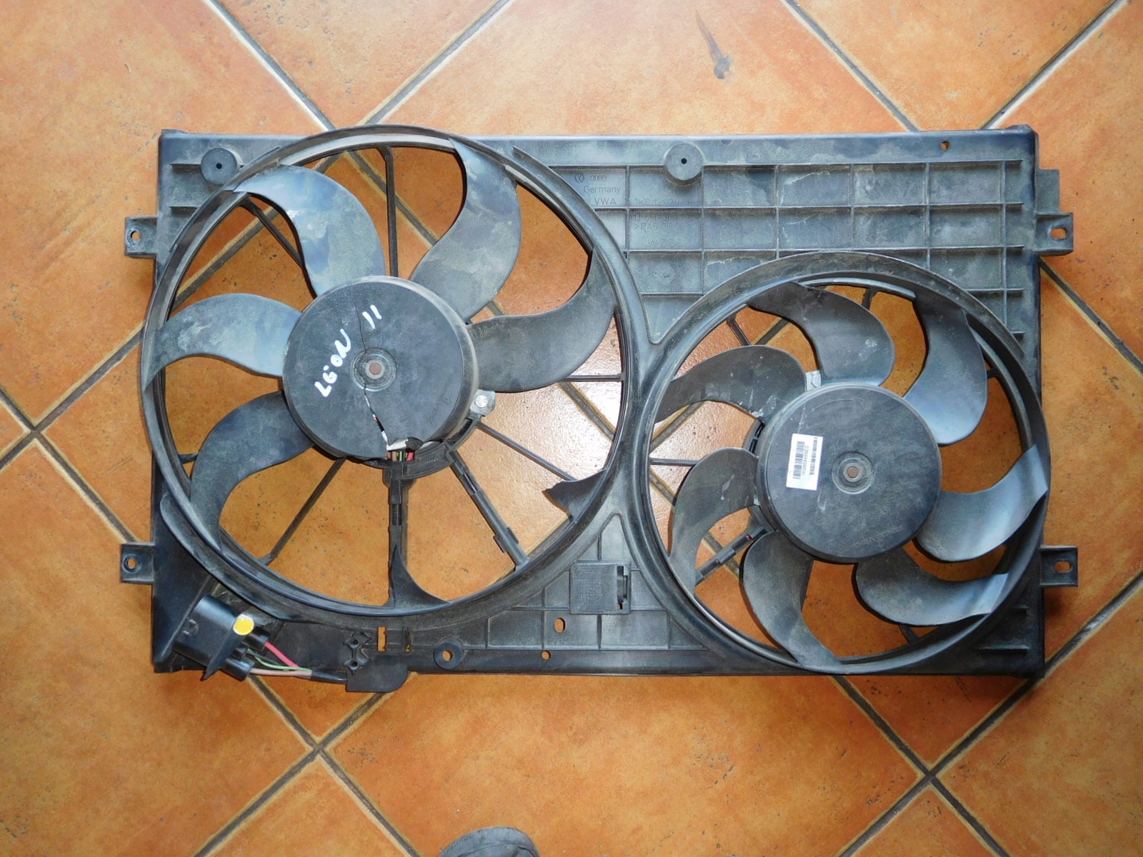 ВЕНТИЛЯТОР ОХОЛОДЖЕННЯ LEON II VW 1K0121207T