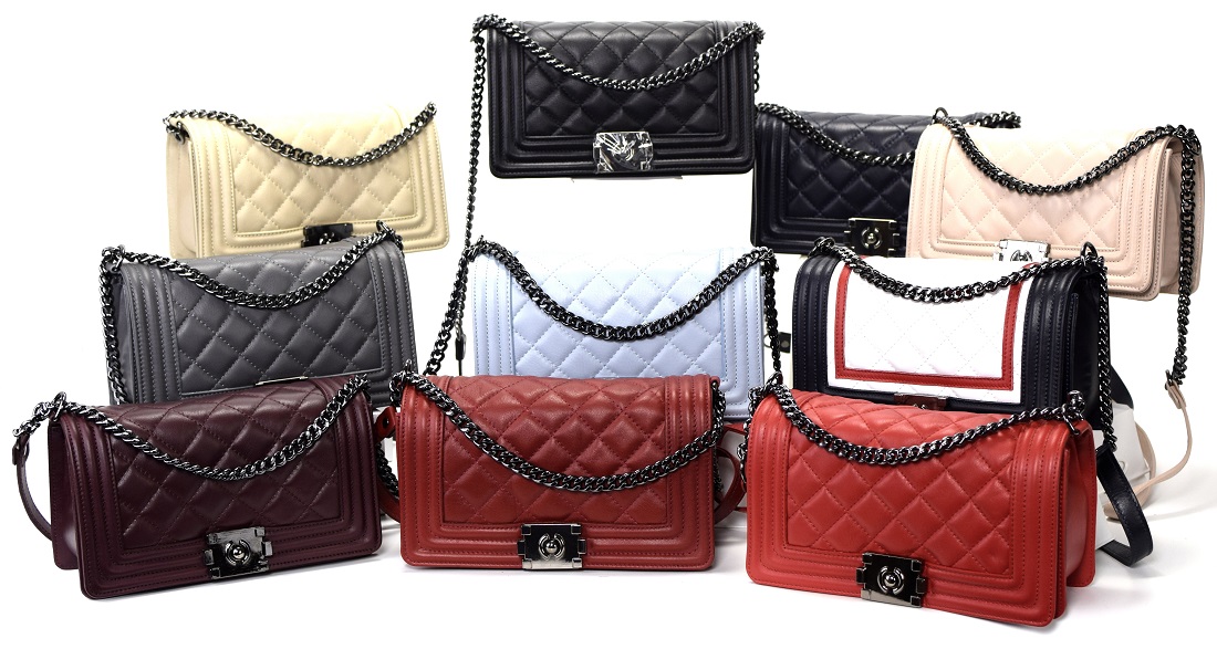 TOREBKA PIKOWANA CHANELKA KUFEREK SKÓRA BOY BŁĘKIT Wzór dominujący kratka