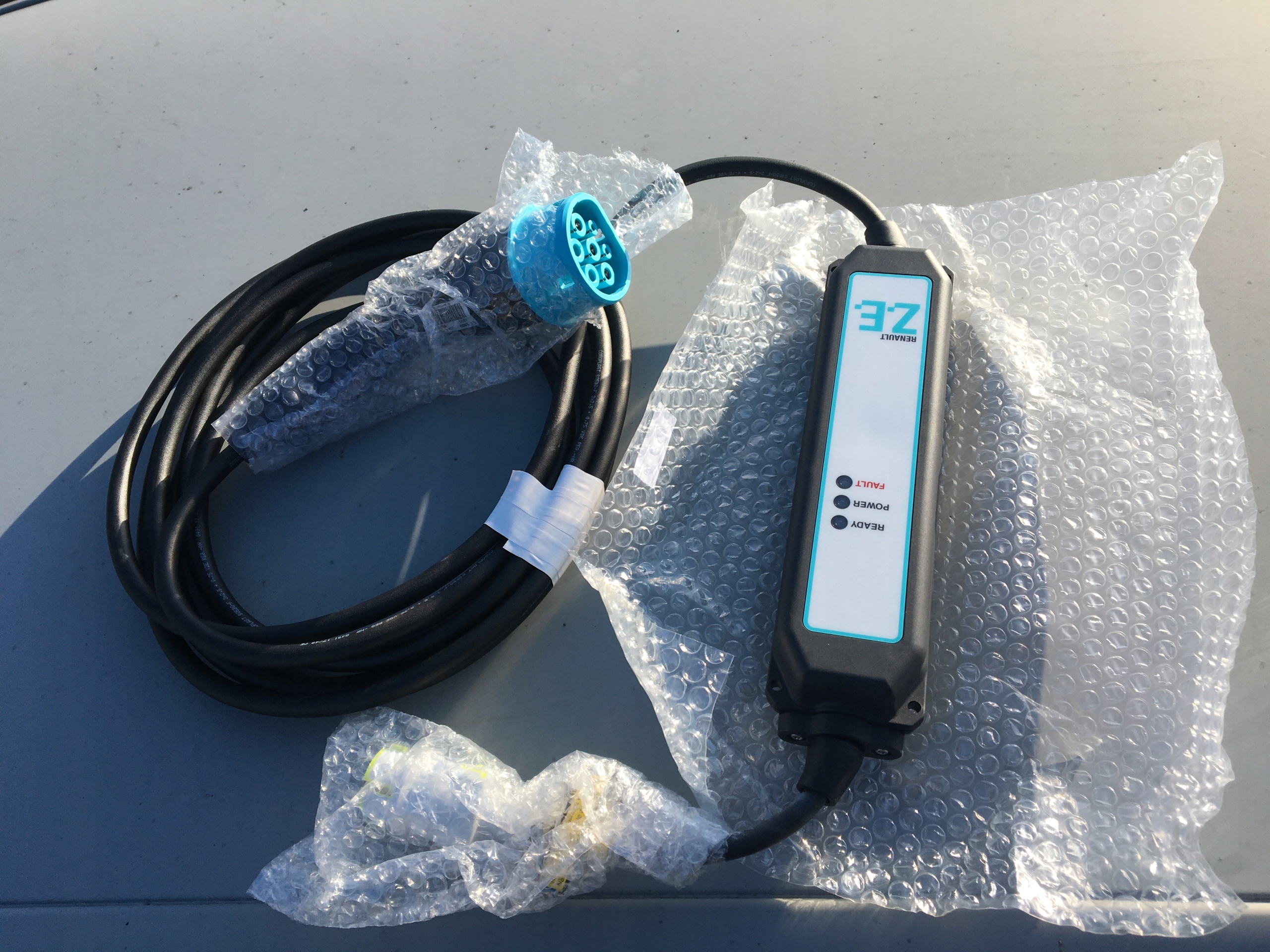 LADOWARKA TYPE 2 20A RENAULT BMW NISSAN