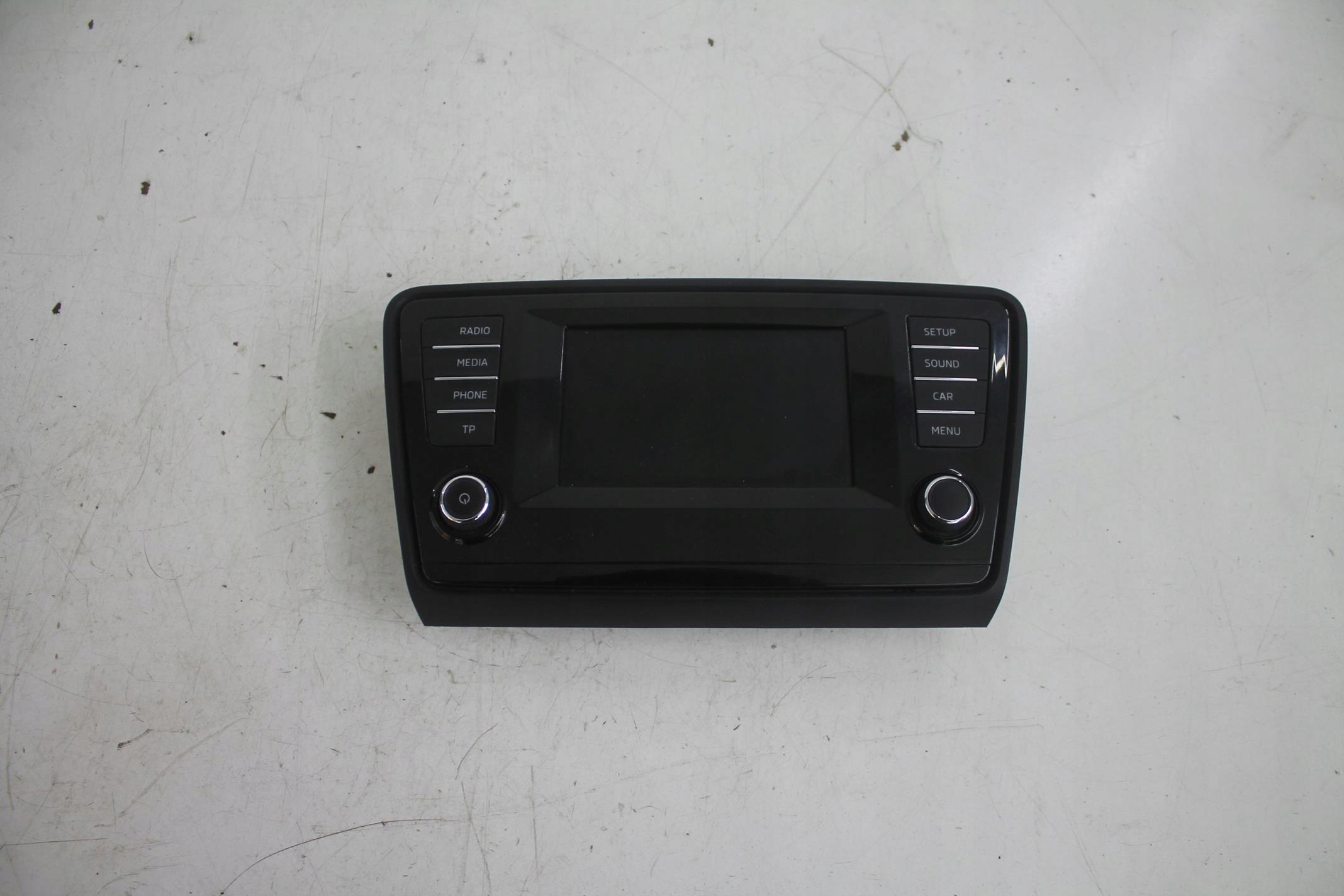 РАДИО ЭКРАН ДИСПЛЕЙ 5E0919605 OCTAVIA III