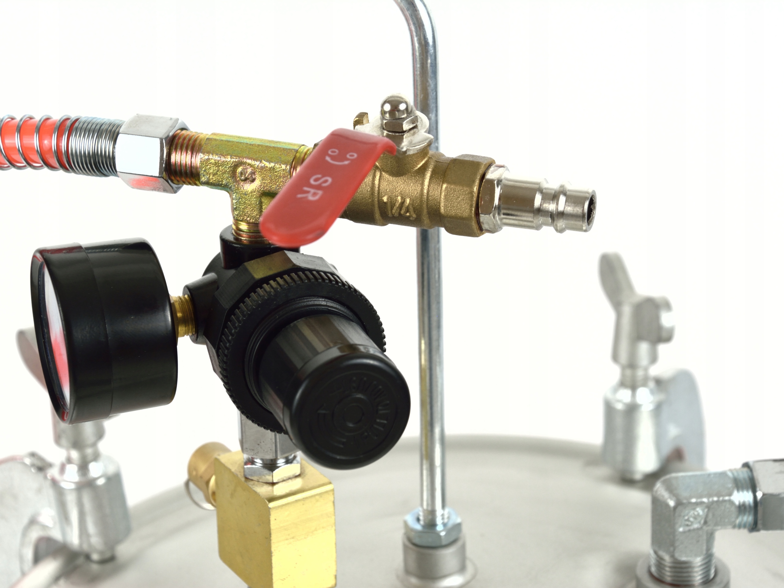 Аппарат высокого давления для покраски шифера