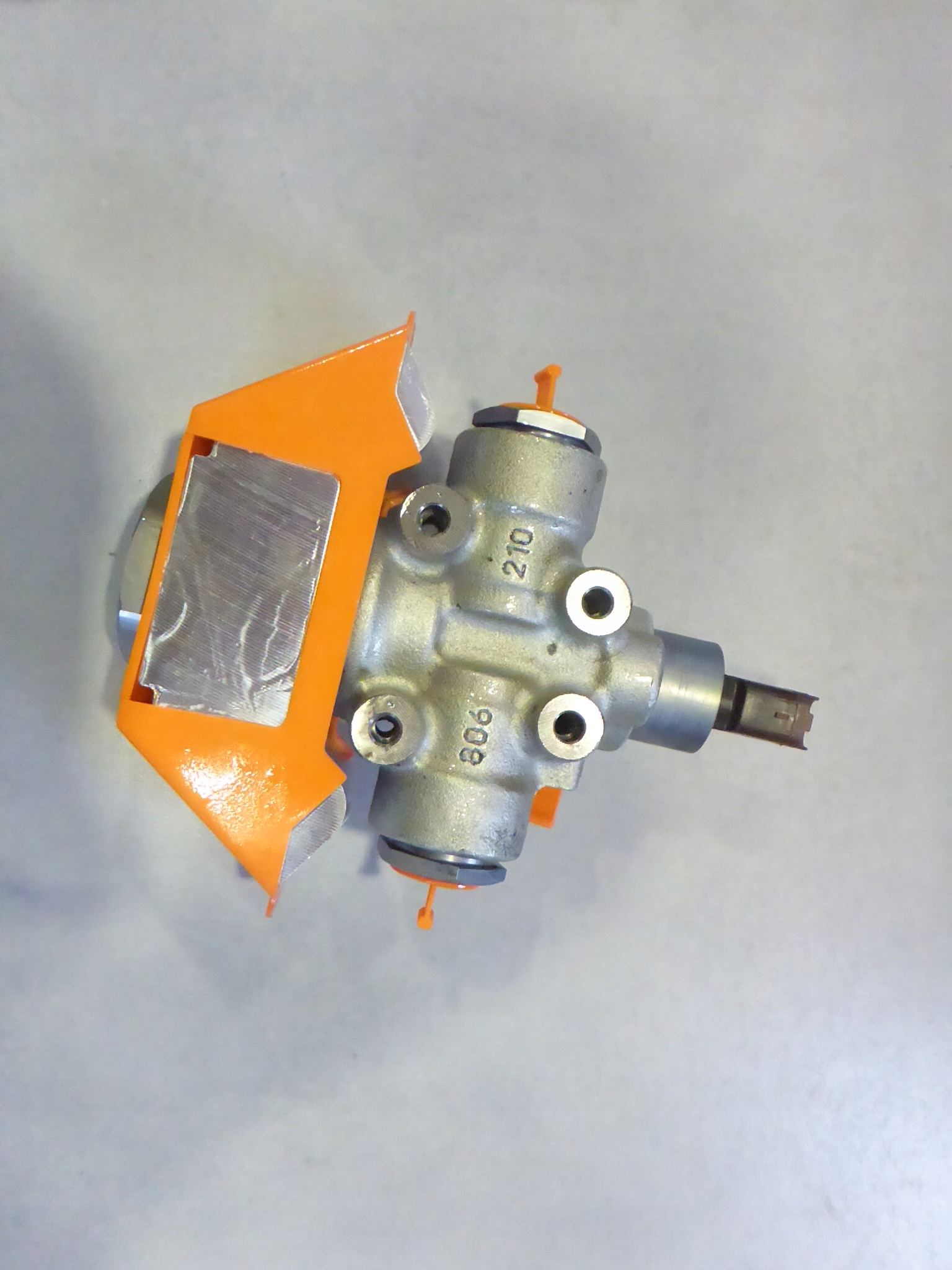 REGULATOR POMPA ZAWIESZENIA CITROEN C5 III X7 08