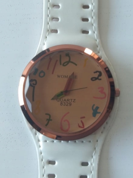 

Zegarek na rękę Kredki biały pasek