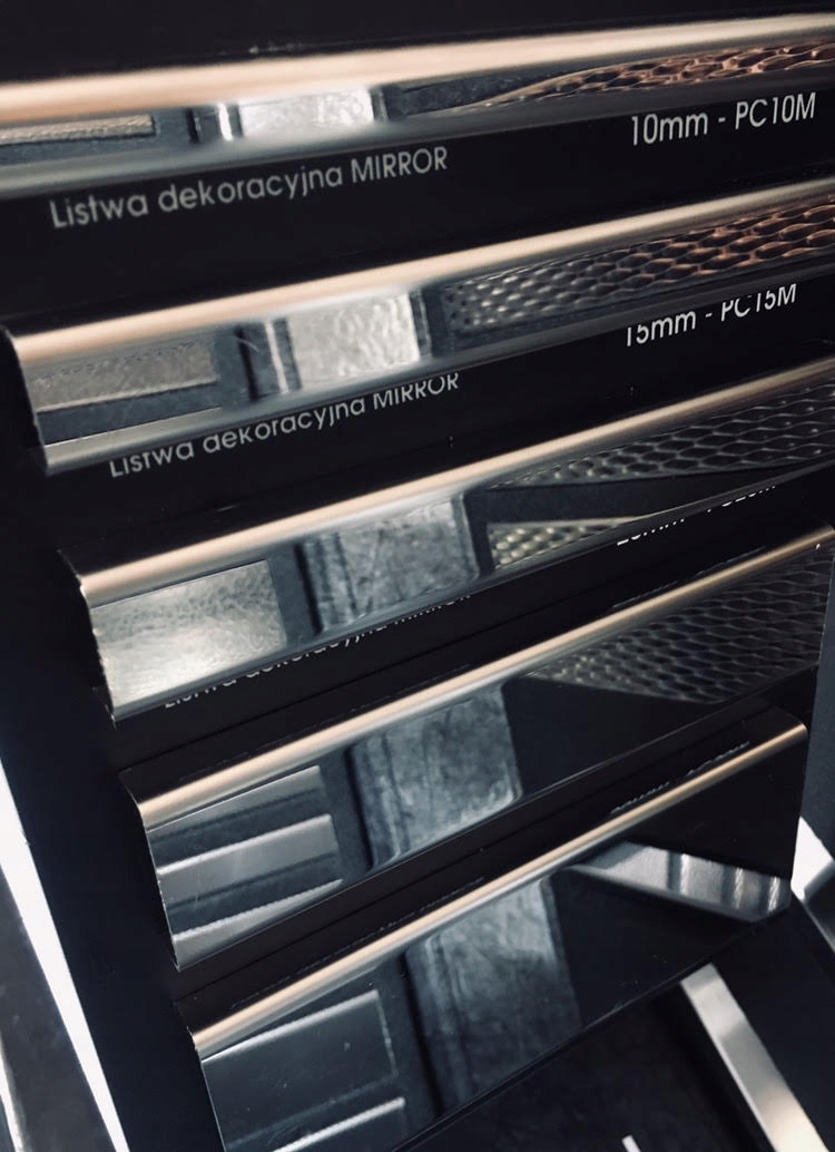 Listwa nierdzewna dekoracyjna do płytek LUSTRO C10 Grubość 0.8 mm