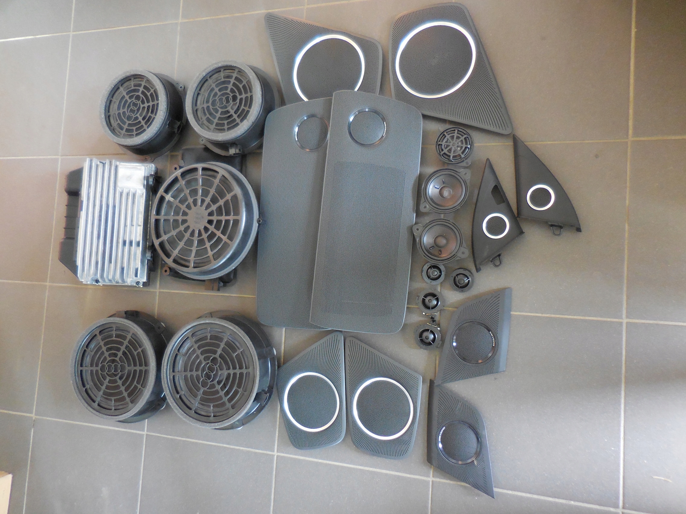 AUDI A4 8K B8 SEDAN звуковая система BANG & OLUFSEN