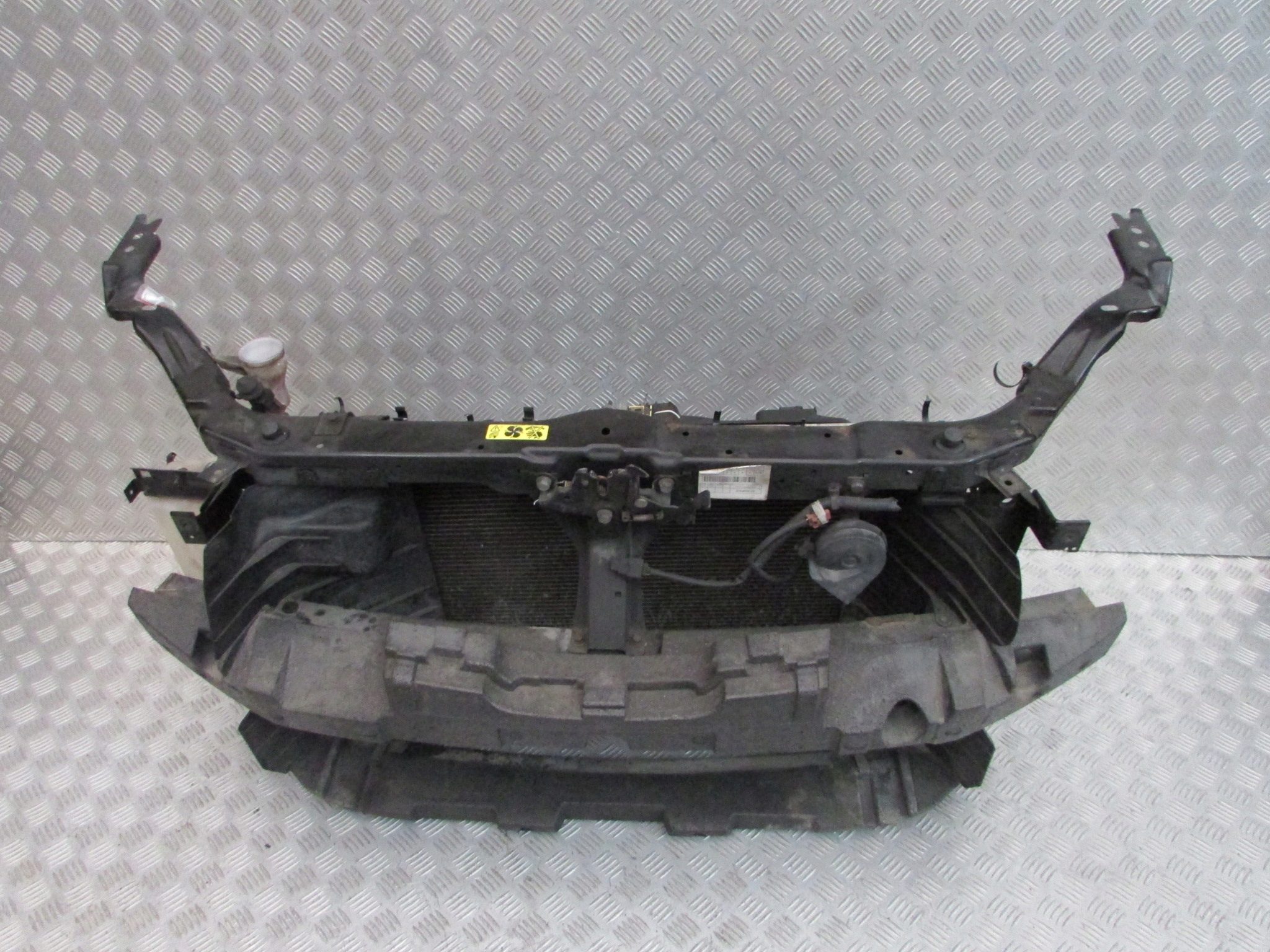 PAS WZMOCNIENIE BELKA CHŁODNICE 1.6 B QASHQAI J10