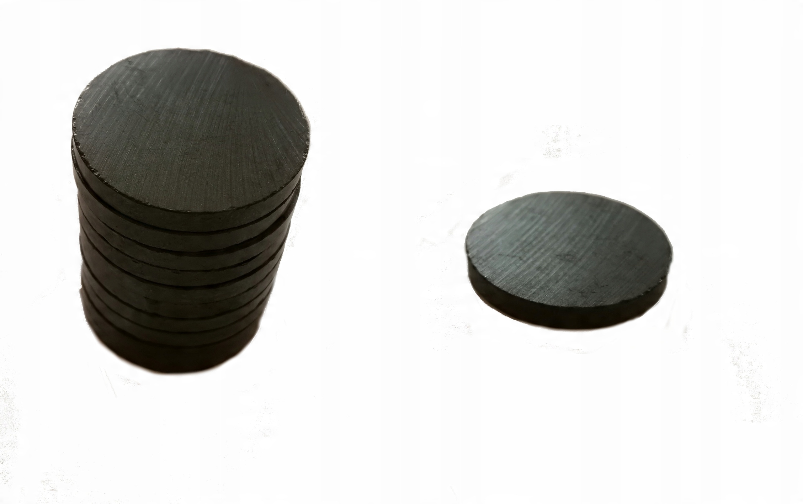 

Magnes ferrytowy magnesy ferrytowe 30x3 10szt.