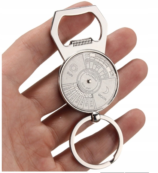 BRELOK KALENDARZ NA LATA 2010-2060 OTWIERACZ CHROM Marka inny