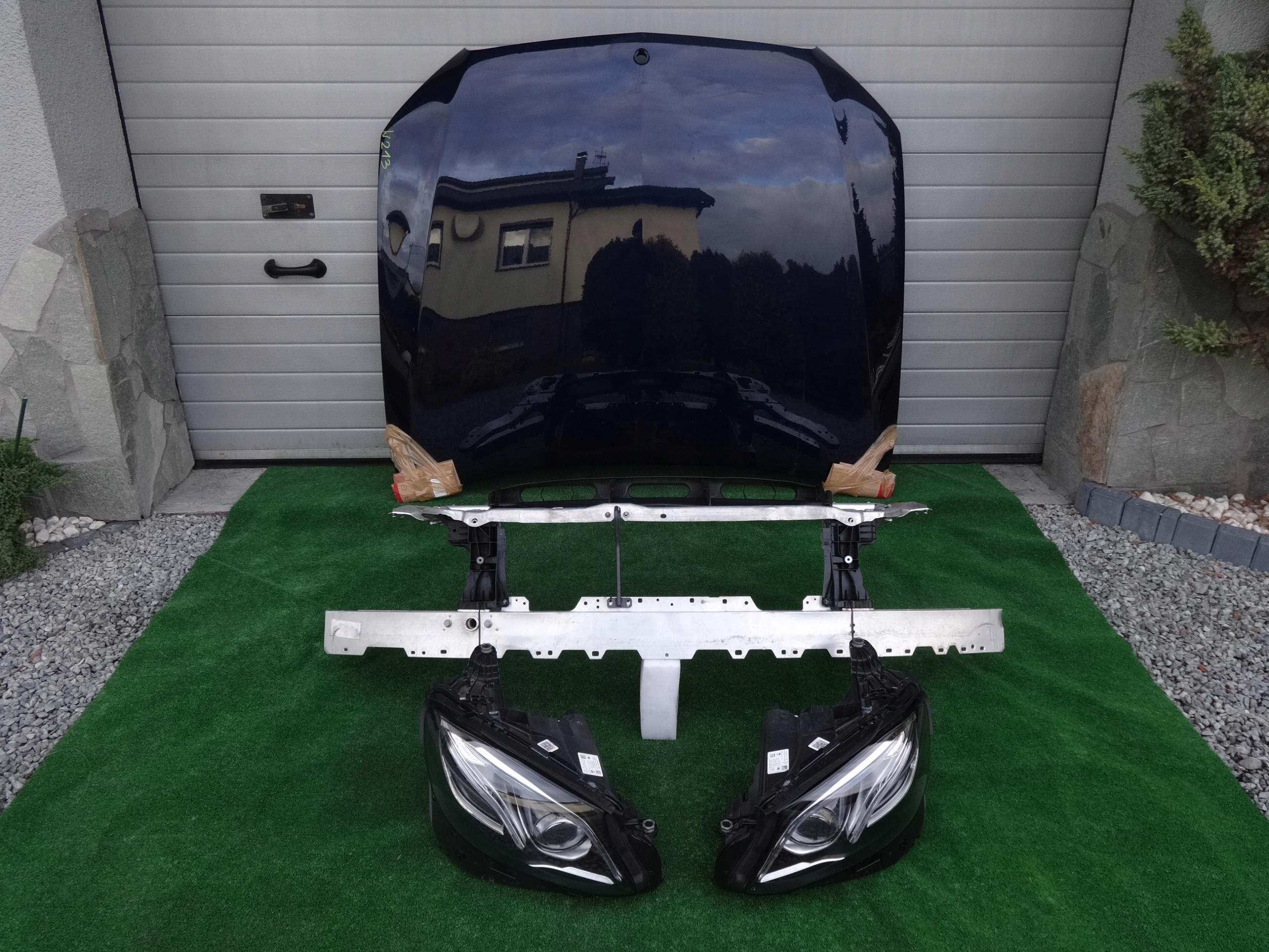 PAS PRZEDNI PRZÓD MERCEDES E KLASA W213 Numer katalogowy części PPM213