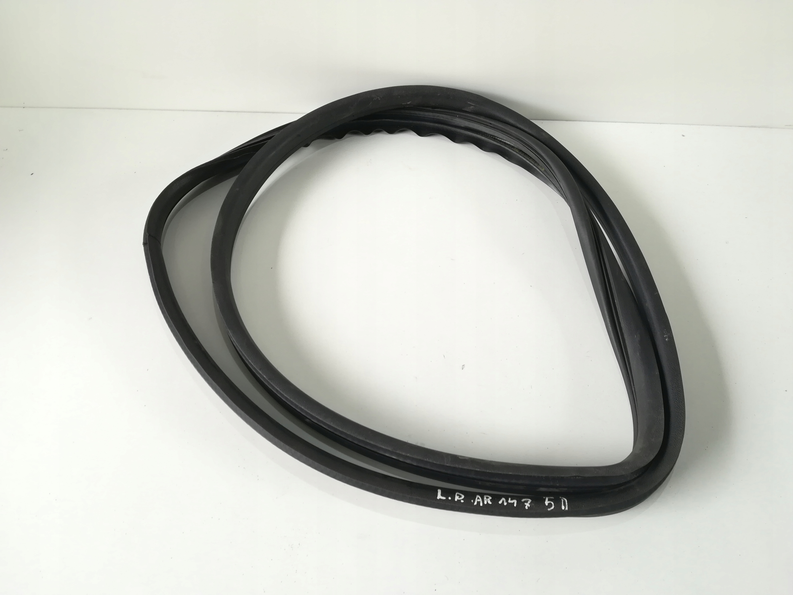 USZCZELKA DRZWI LEWY PRZÓD ALFA ROMEO 147