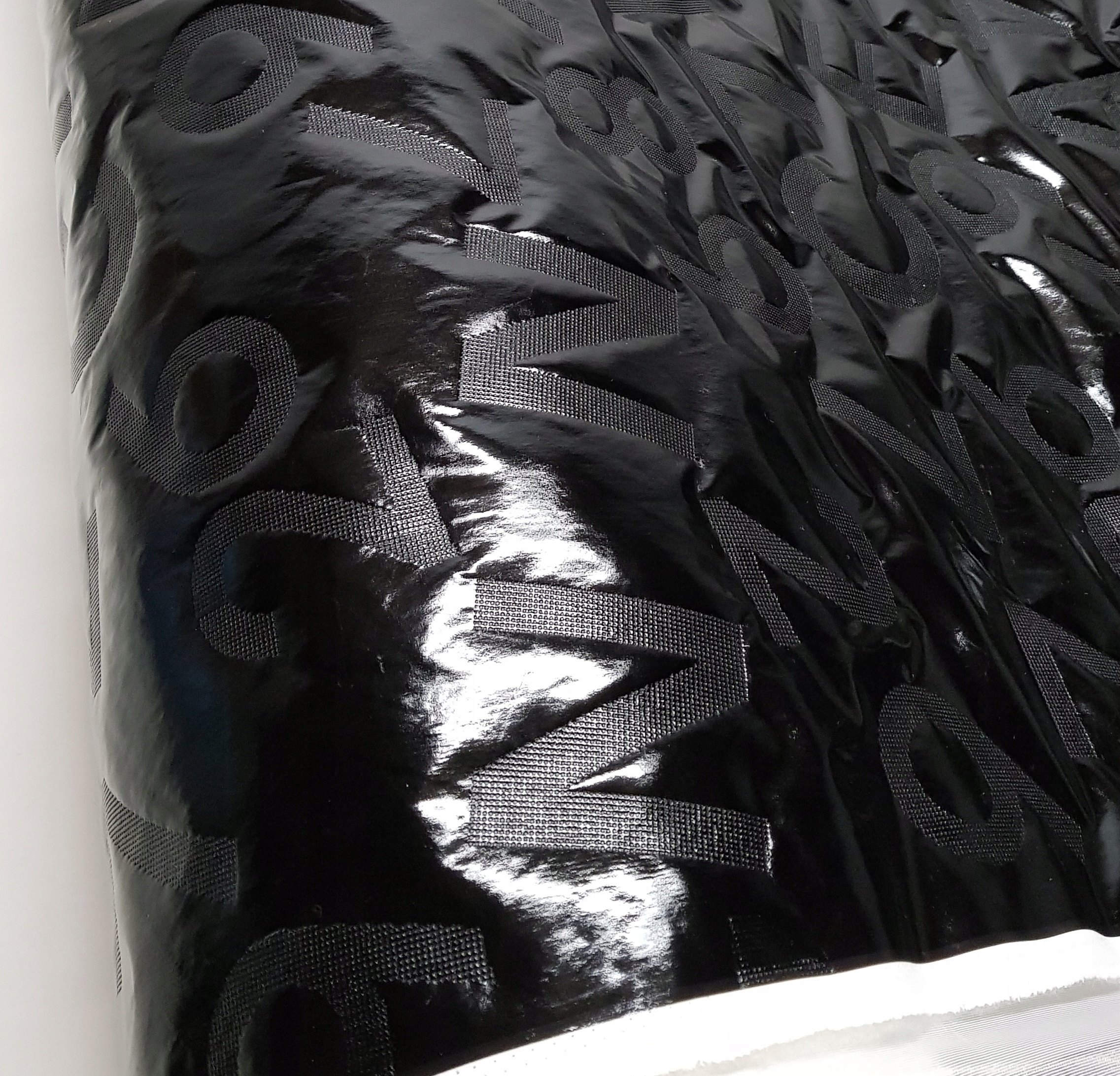 

Czarna Tkanina Materiał na kurtki Połysk Odzież