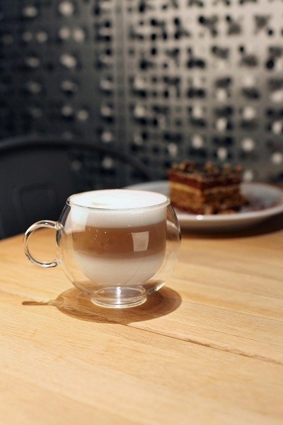 SZKLANKI TERMICZNE KAWY LATTE HERBATY AMO 220 ML Pojemność 220 ml