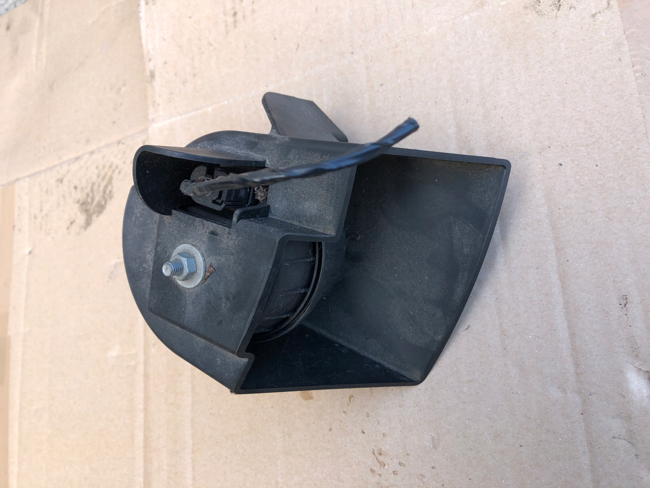 SYRENA ALARMU BMW X3 F25 9211292