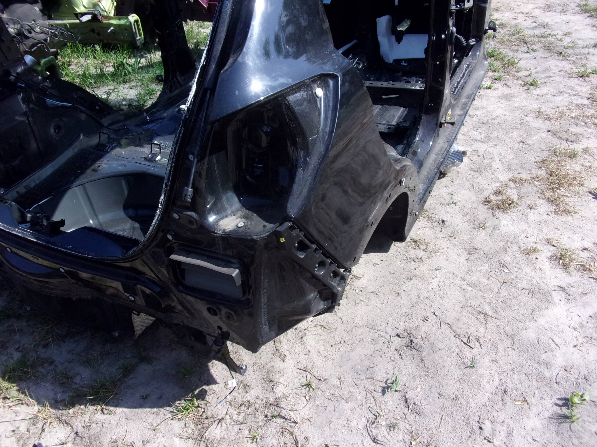 FORD KA PLUS ACTIVE ĆWIARTKA PRAWA TYLNA PRAWY TYŁ Producent części Ford OE