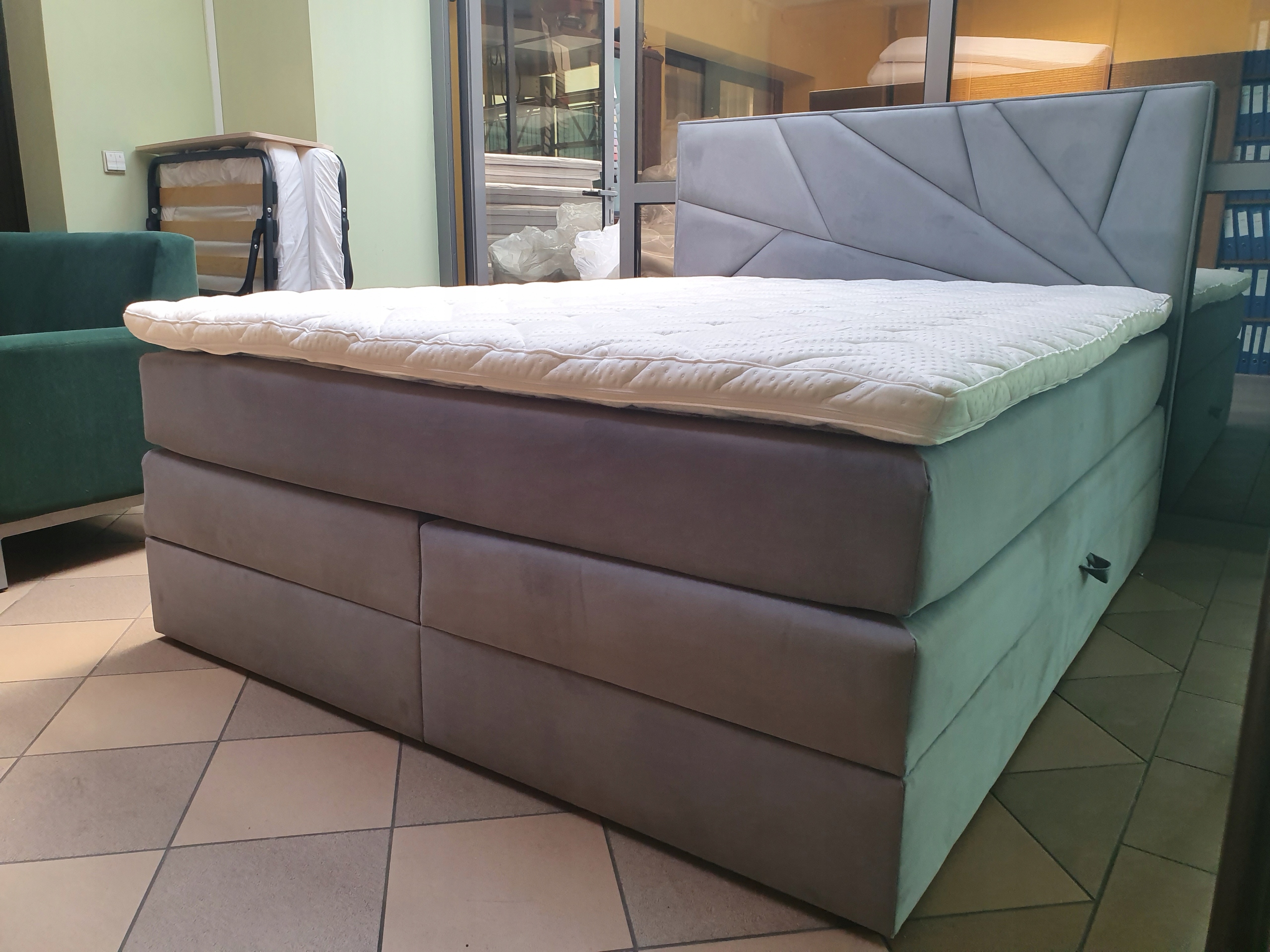 

Nakładka Topper 180X200 Memoryfom Pokrowiecsilver