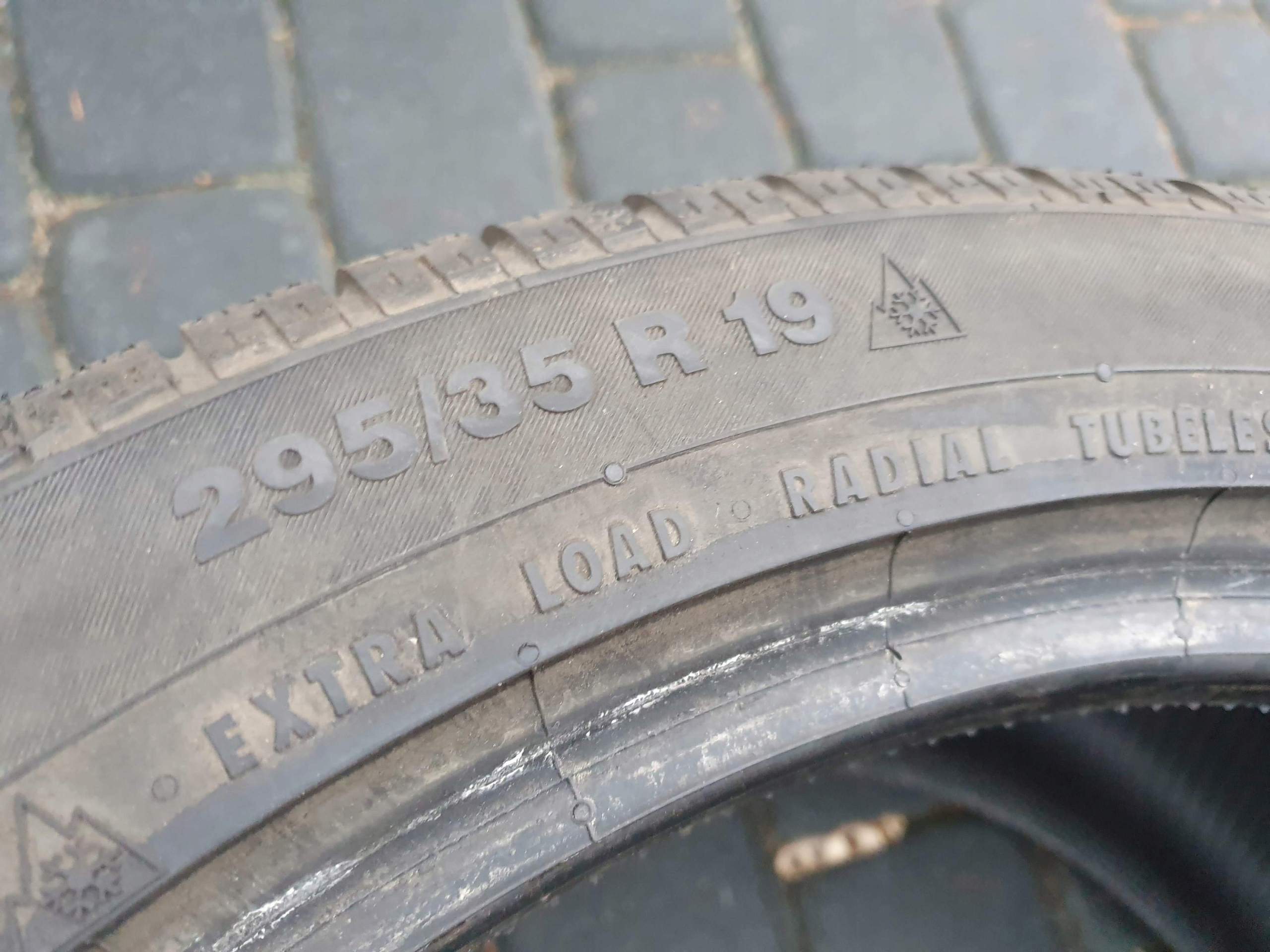 Opony Continental ContiWinterContact - 295/35/19 Model ContiWinterContact TS810