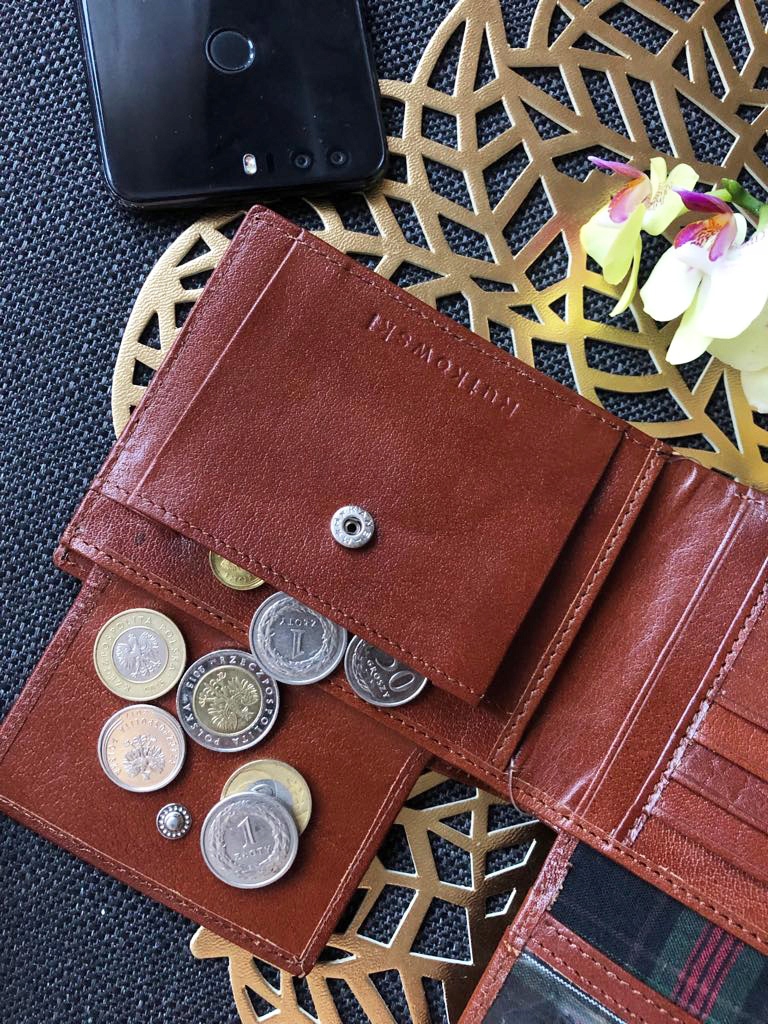 MĘSKI PORTFEL Z OCHRONĄ KART RFID - SKÓRZANY Waga produktu z opakowaniem jednostkowym 0.5 kg