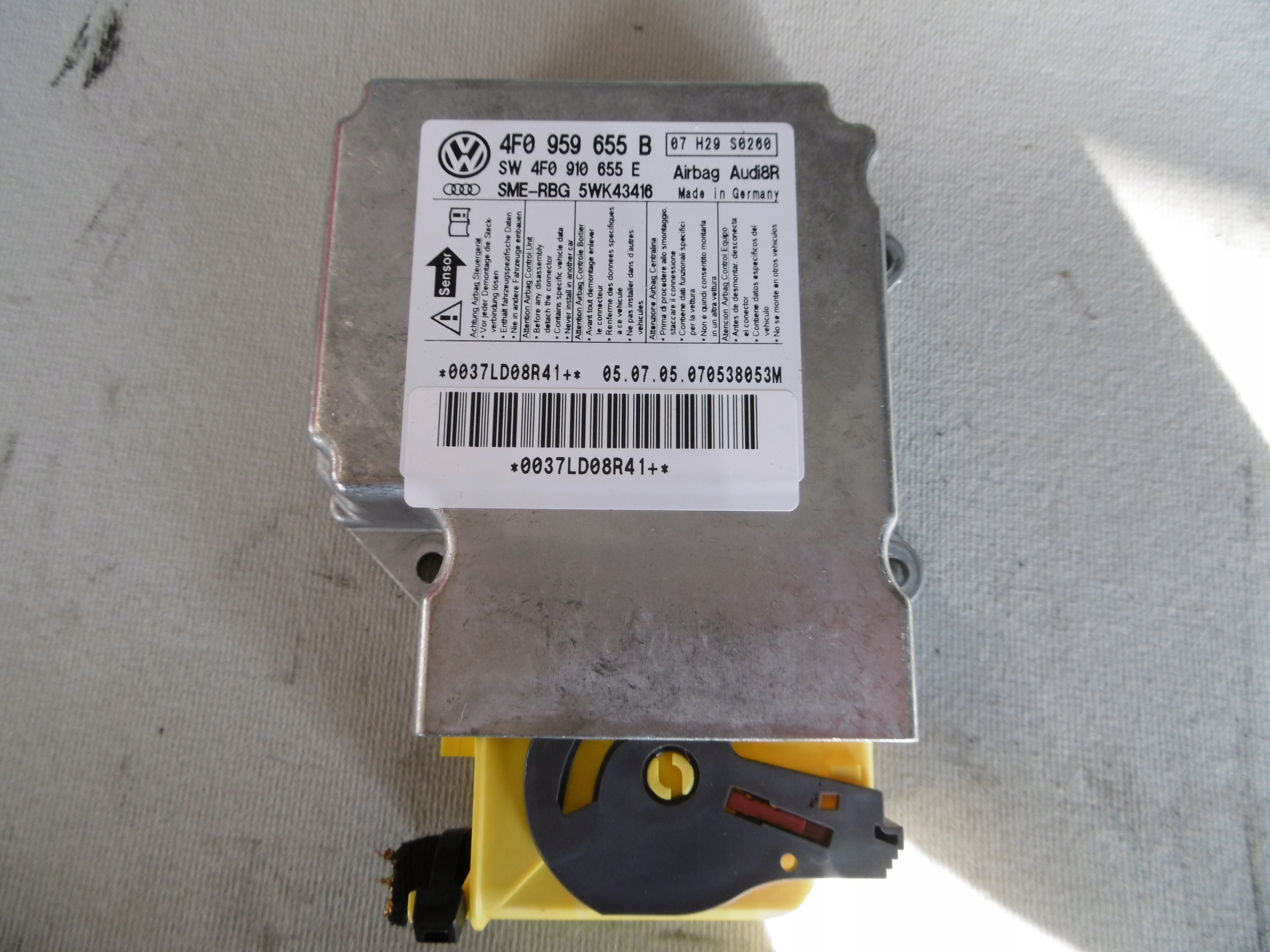 подушек Audi A6 C6 2004-08 4F0959655B