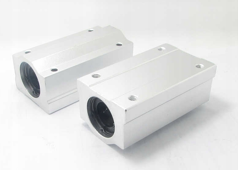 SMA 35 LGUU ŁOŻYSKO LINIOWE W OBUDOWIE SMA35LGUU Średnica zewnętrzna 35 mm