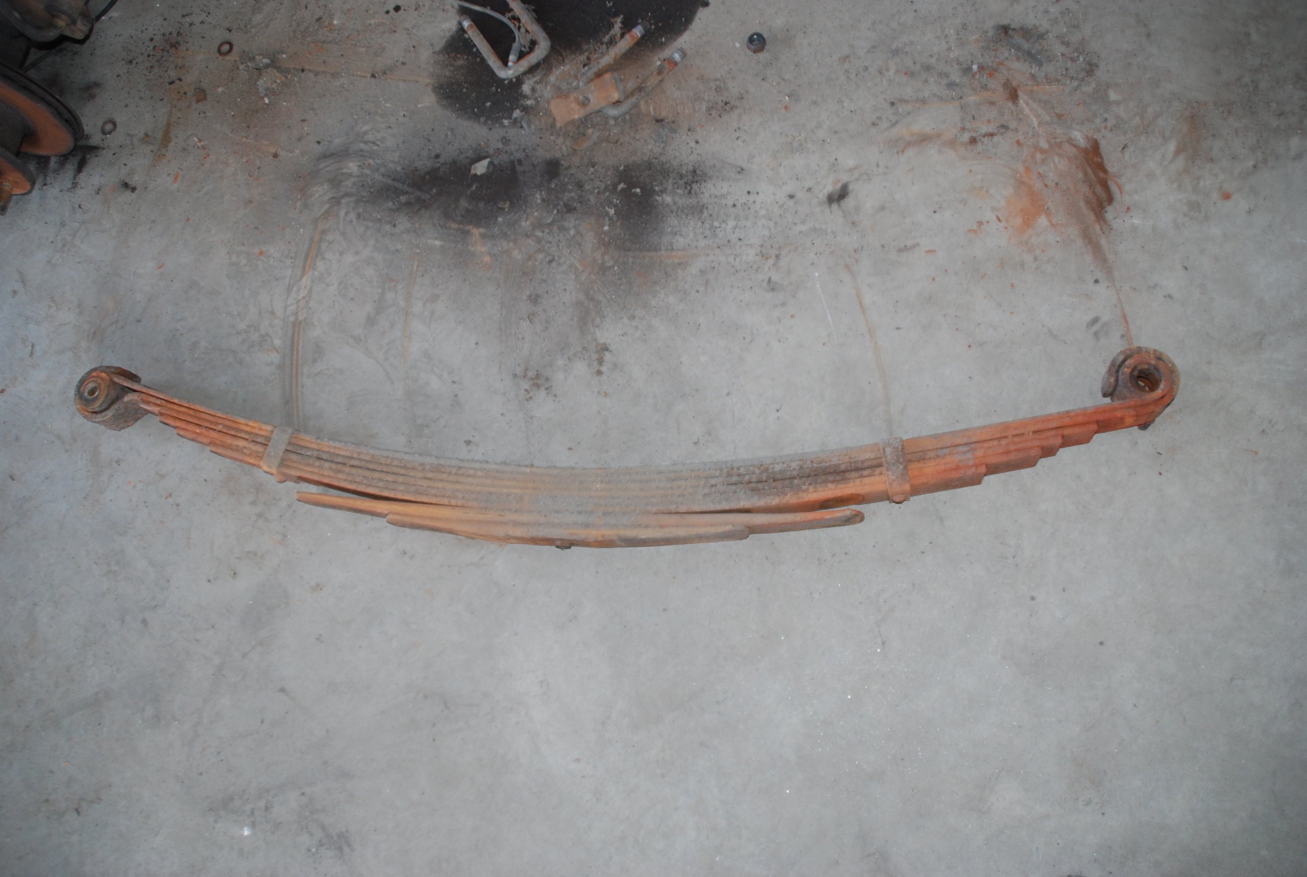 IVECO DAILY 06-11 35C12 RESOR TYŁ TYLNY 8 PIÓROWY