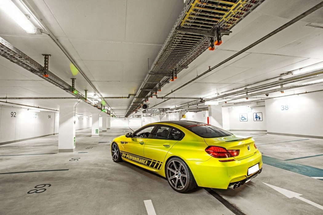 BMW m6 на мойке