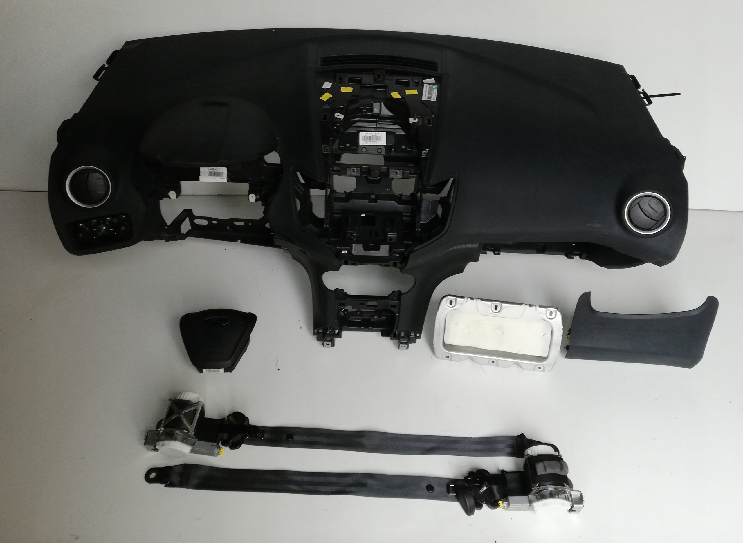 FORD FIESTA MK7 ДОСКА КОНСОЛЬ ПОДУШКА БЕЗОПАСНОСТИ РЕМНИ