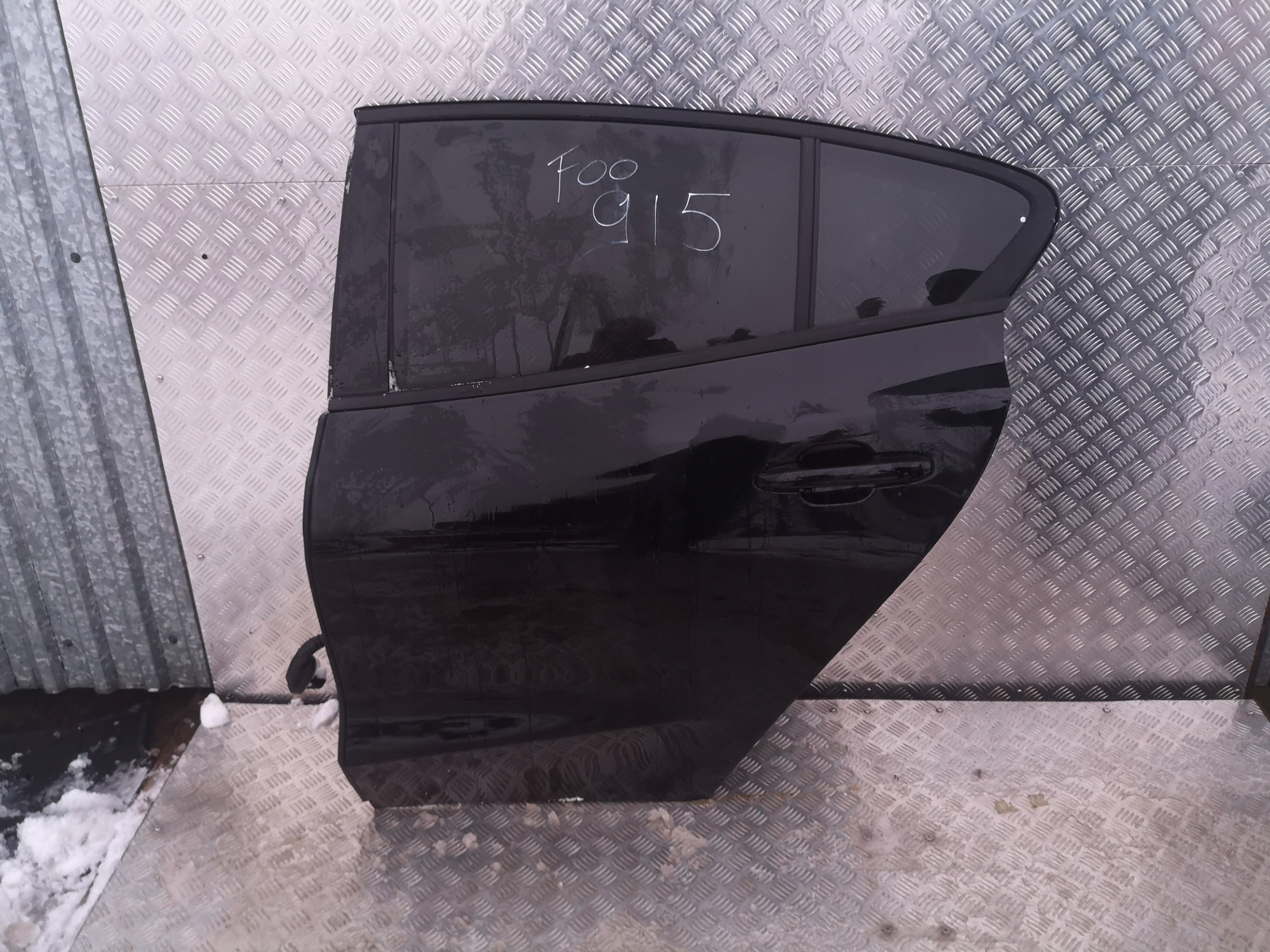 FORD FOCUS MK4 DRZWI LEWE TYŁ HATCHBACK Strona zabudowy tył - lewa