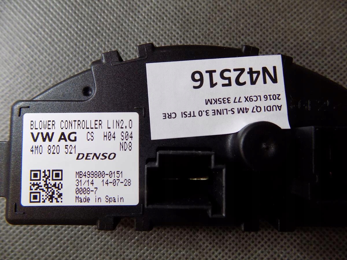AUDI Q7 4M heater fan resistor 4M0820521