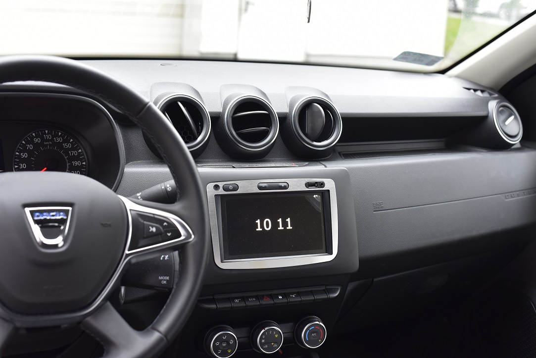DO DACIA DUSTER II ESSENTIAL TECHROAD PRESTIGE Width 15 cm