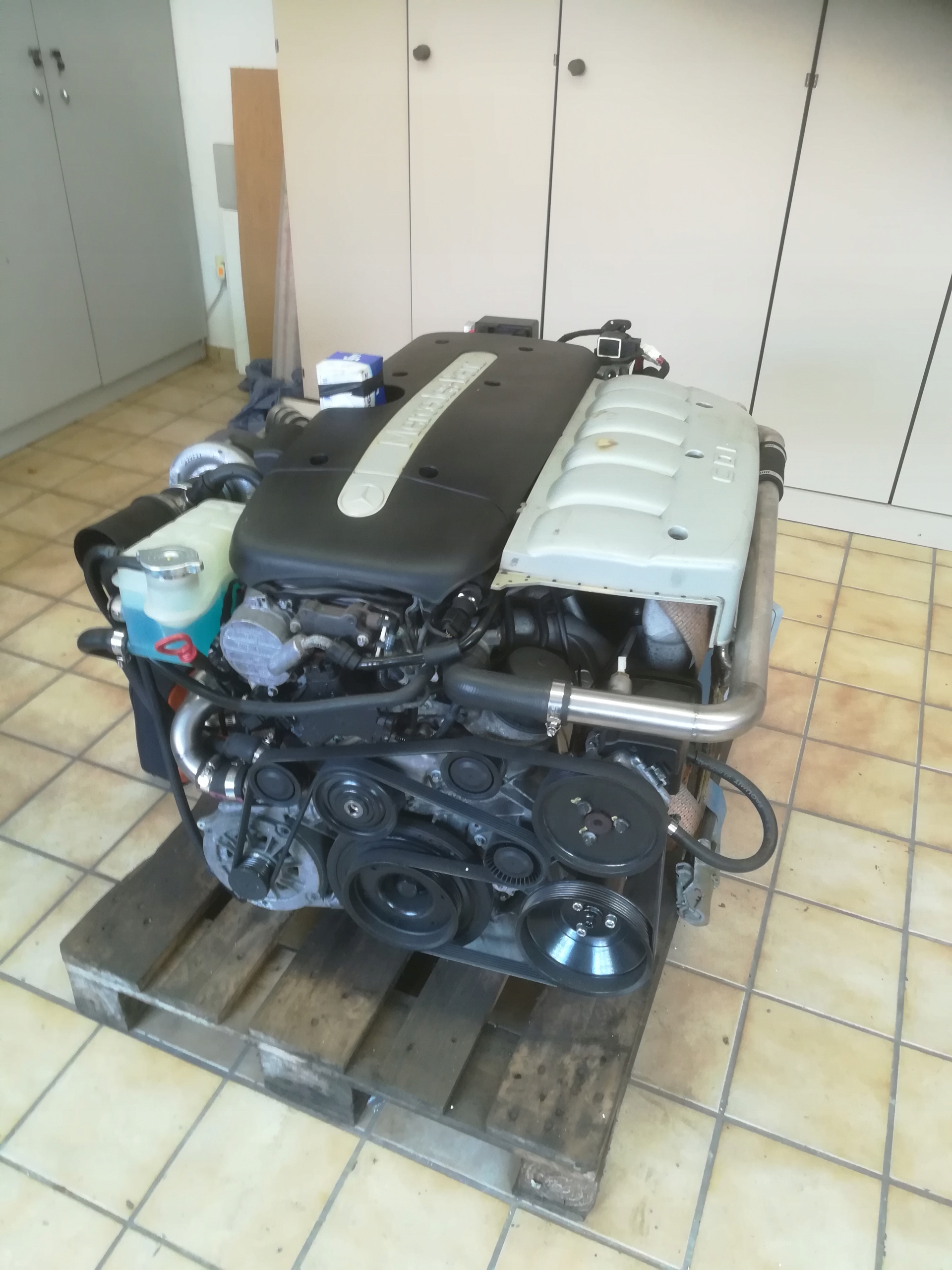 Silnik do motorówki Mercedes 3.2 CDI 8318560182 Allegro.pl