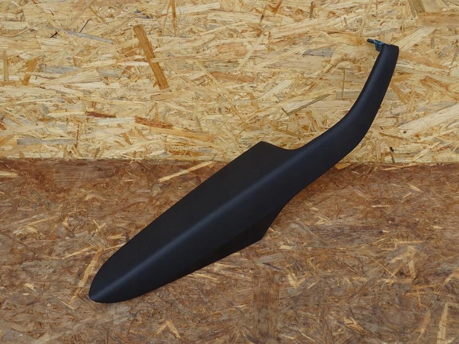 8V3867173 8V3 - AUDI A3 8V 3D подлокотник обивки боковой левой