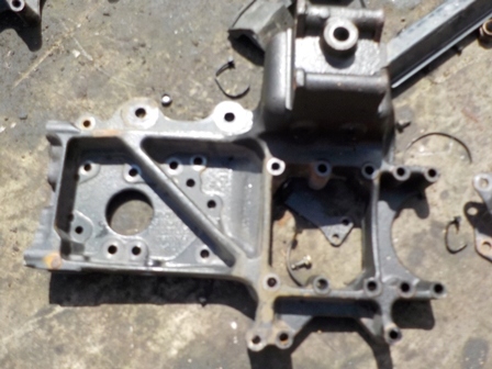 MAN TGA TGX TGS КРІПЛЕННЯ ЧАВУННА РАМА