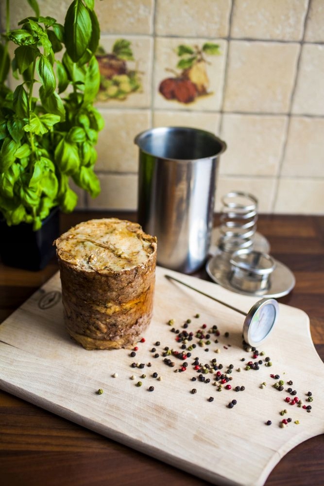 Szynkowar 1,5kg ZESTAW worki termometr Browin Waga urządzenia 0.57 kg