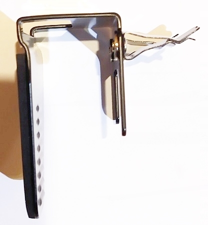 UCHWYT NA KRATKĘ DO RĘCZNYCH RADII CB ALAN 42 ,PMR - ALBRECHT QS200 Marka Albrecht