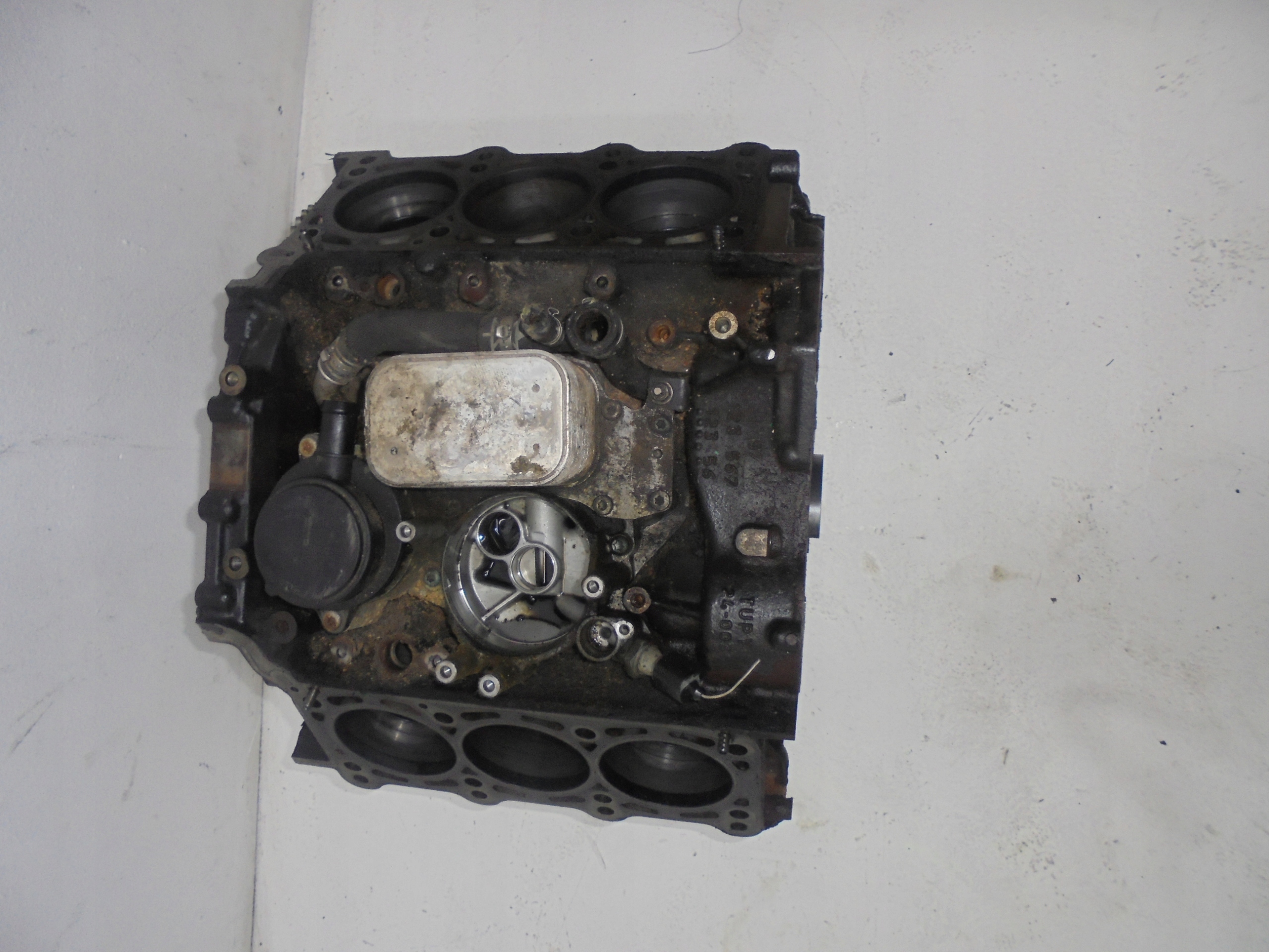 AUDI A4 A5 A6 C6 BLOK engine pistons 3.0 TDI CAP