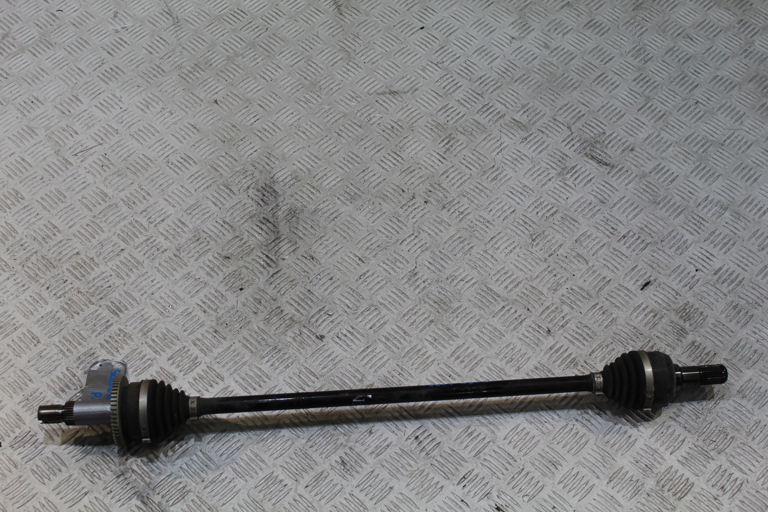 ПЫВВЫСЬ ПРАВИЙ ЗАД. KIA SORENTO 3 III РЕСТАЙЛІНГ 49601-C5020