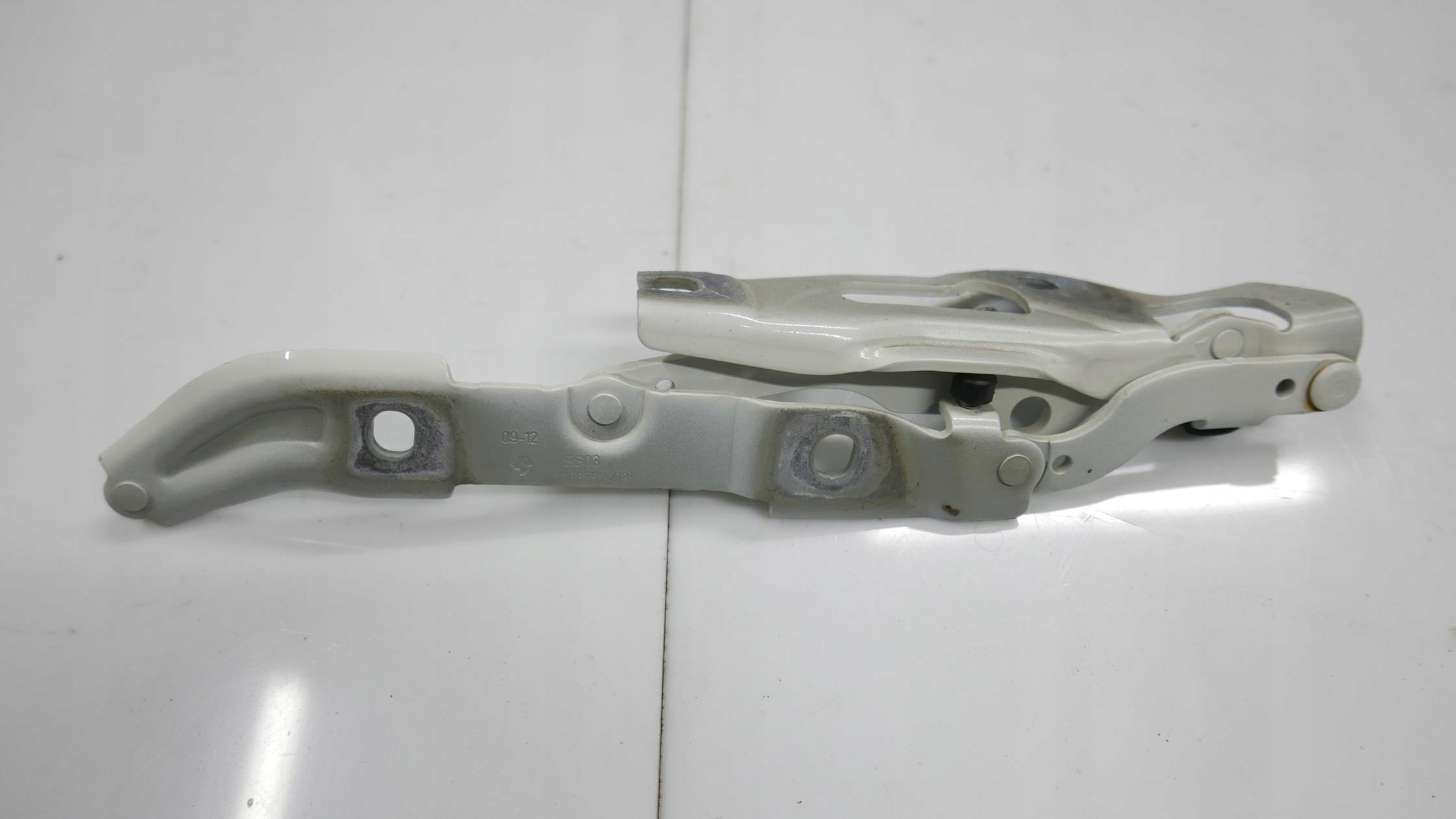 BMW E82 ZAWIAS KLAPY BAGAZNIKA PRAWY 7166752 FV