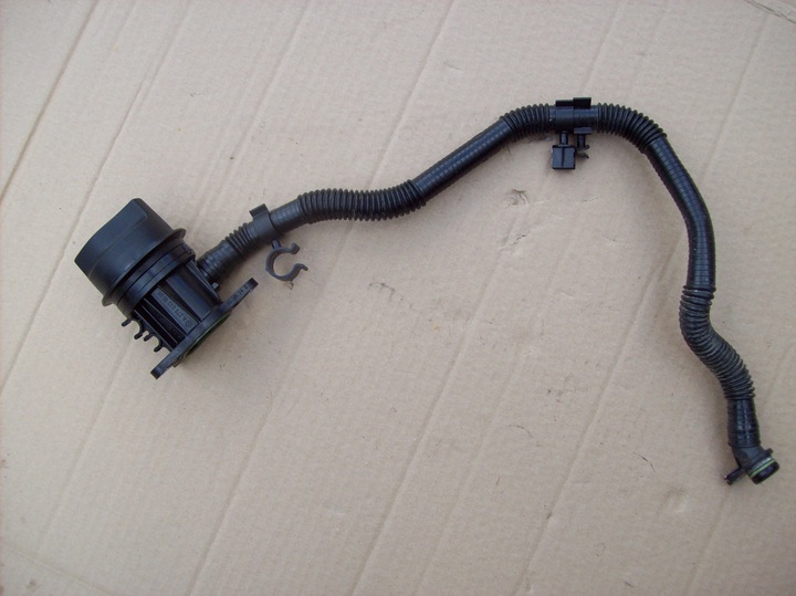 MERCEDES W156 W117 W176 масляный наполнитель пробка A270 CGI