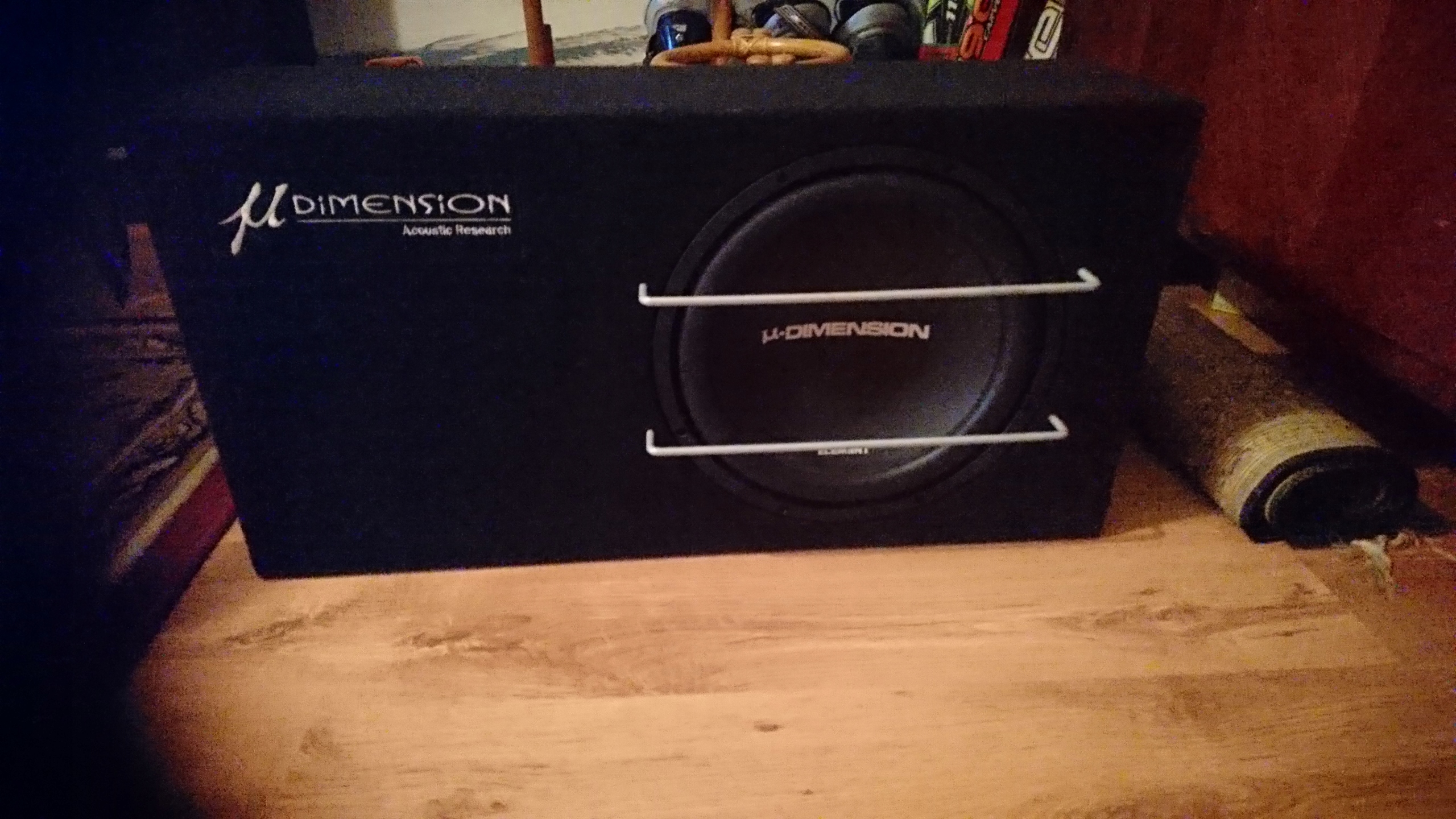 Subwoofer u-dimension