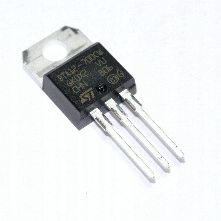 

BTA12-700CW Stm Triak 700V 12A 35mA [1szt] #T72A