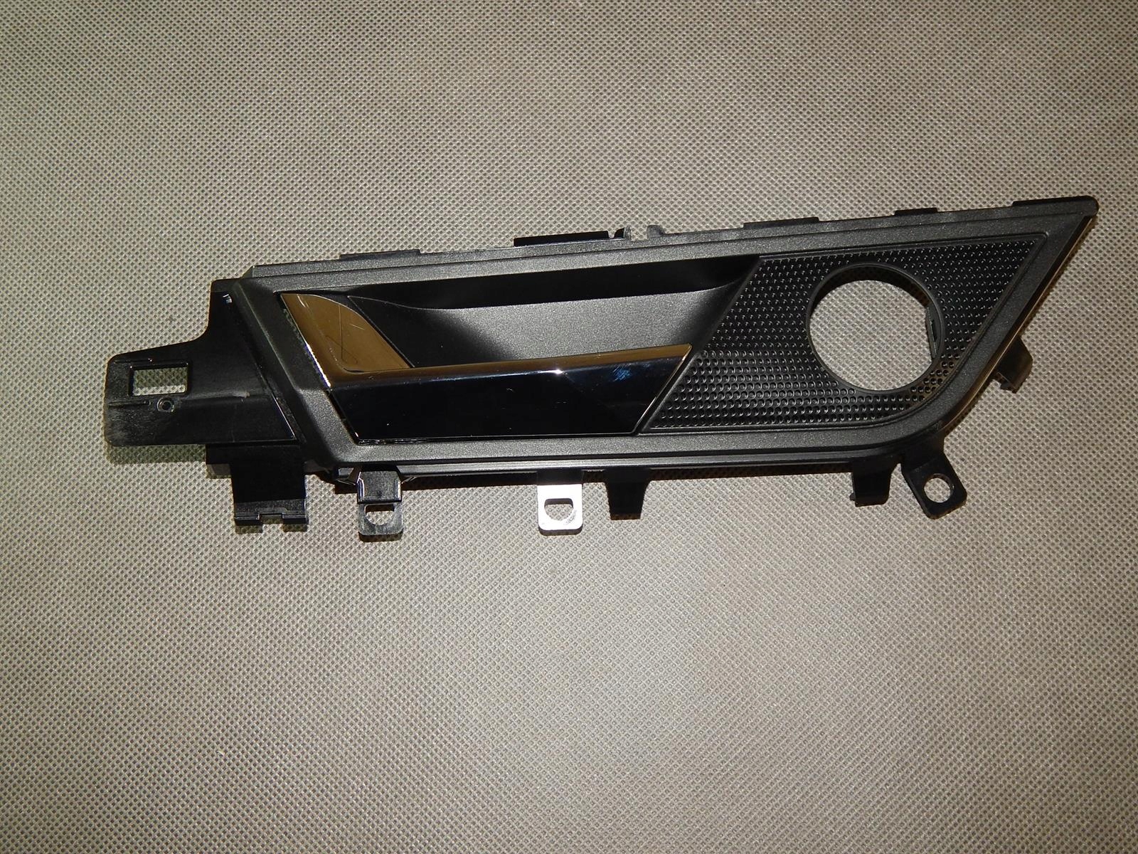 SKODA RAPID KLAMKA WEWNĘTRZNA LEWY PRZÓD 5JB837221