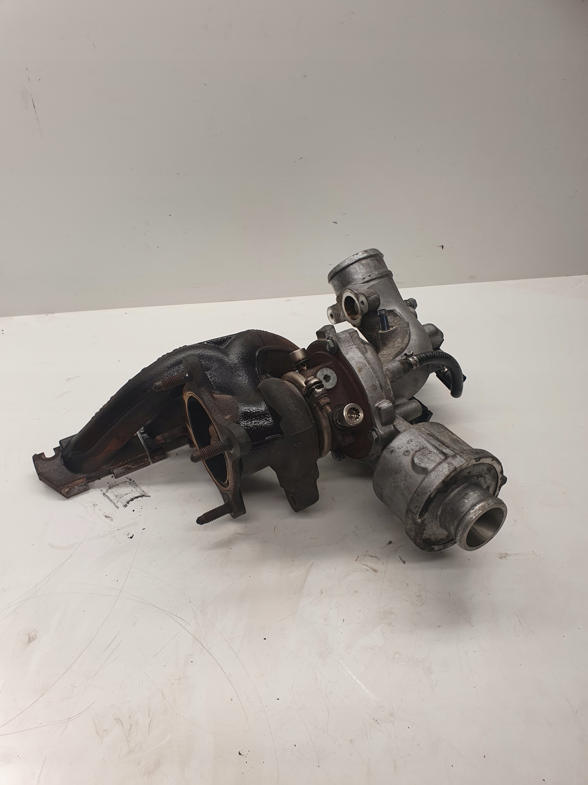 06H145701K* - Турбокомпресор AUDI A4 Q5 A5 2.0 TFSI 06H145701K