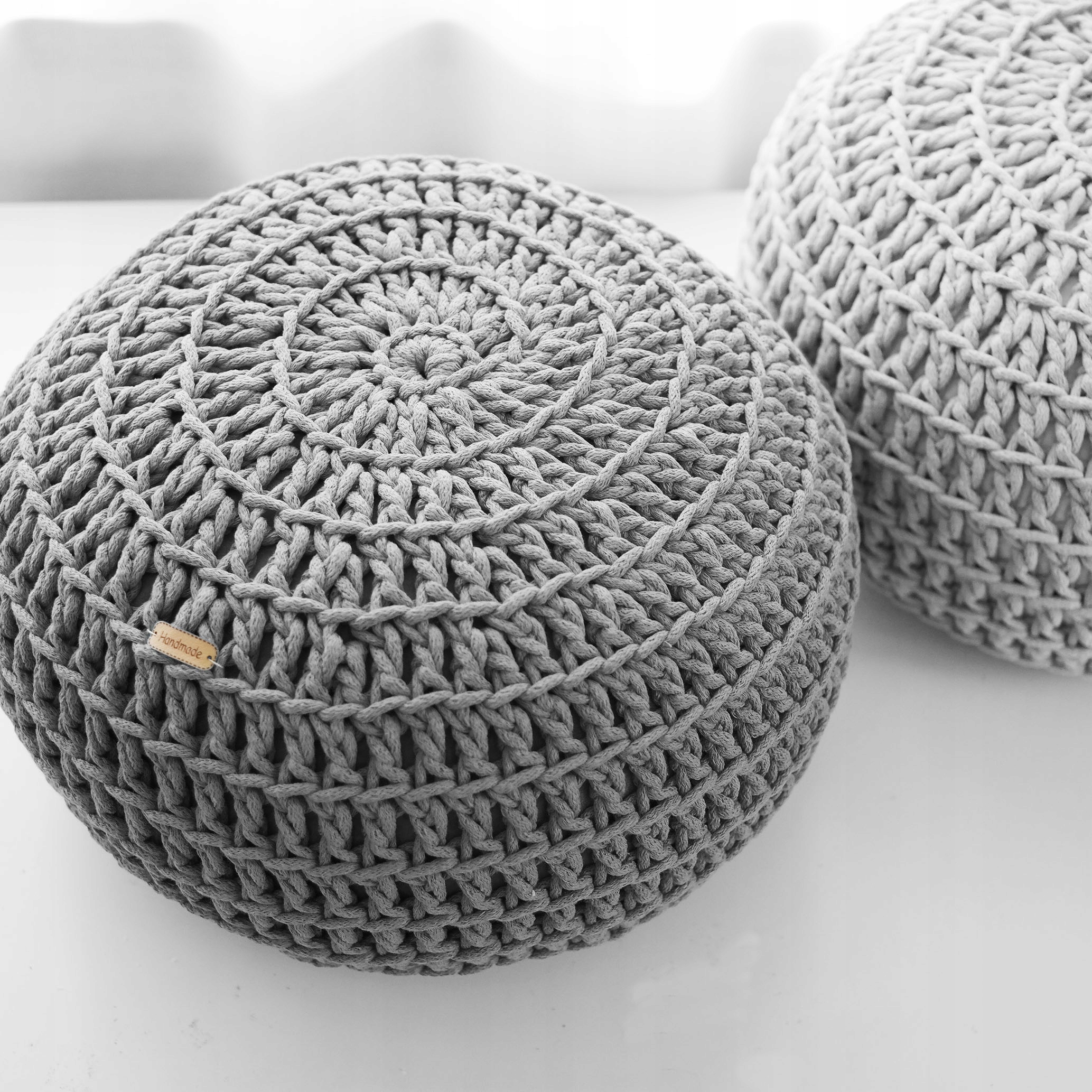 PUFA DO SALONU 50x40 PLECIONA DZIERGANA ZE SZNURKA Kształt inny