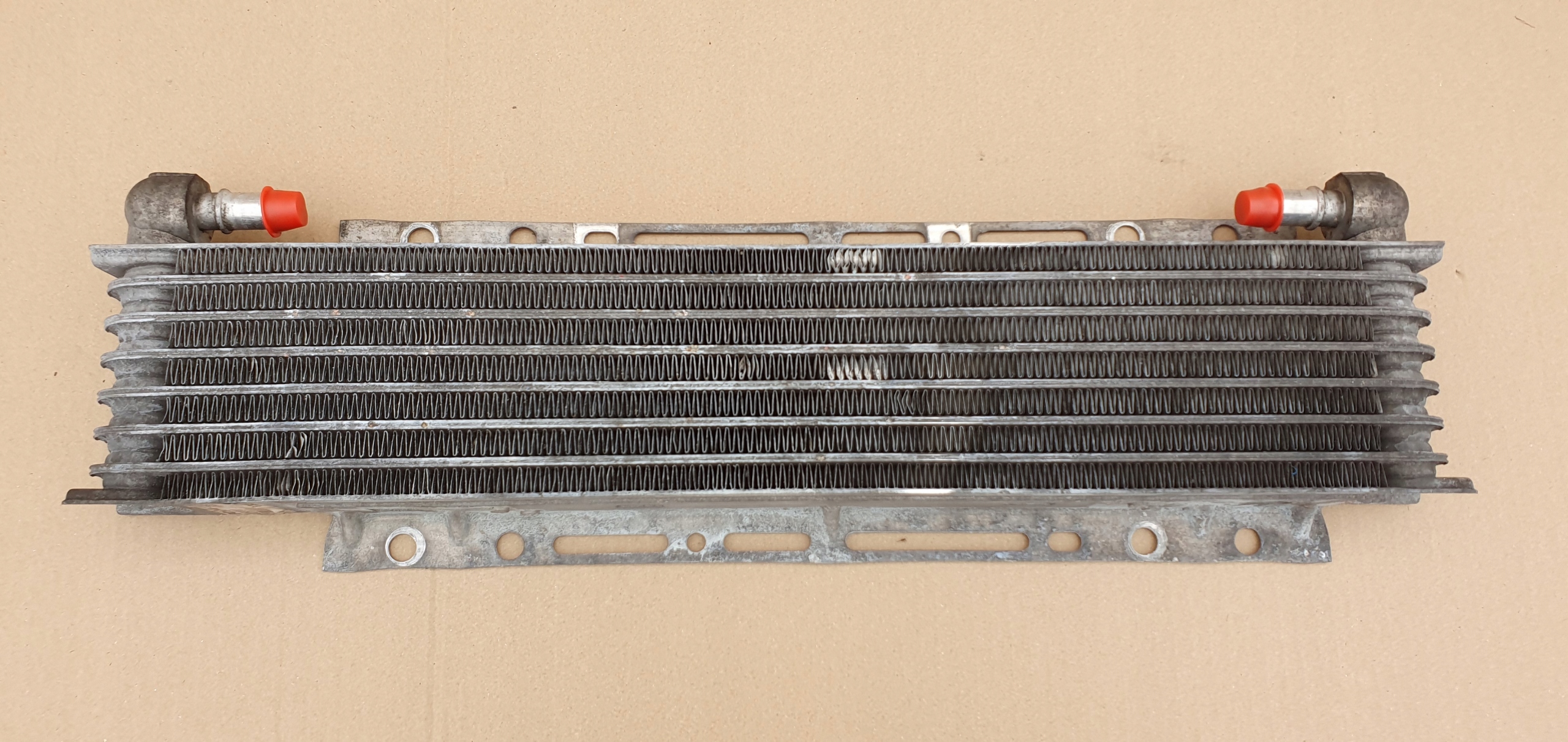 SCANIA CHŁODNICA OLEJU 2083386