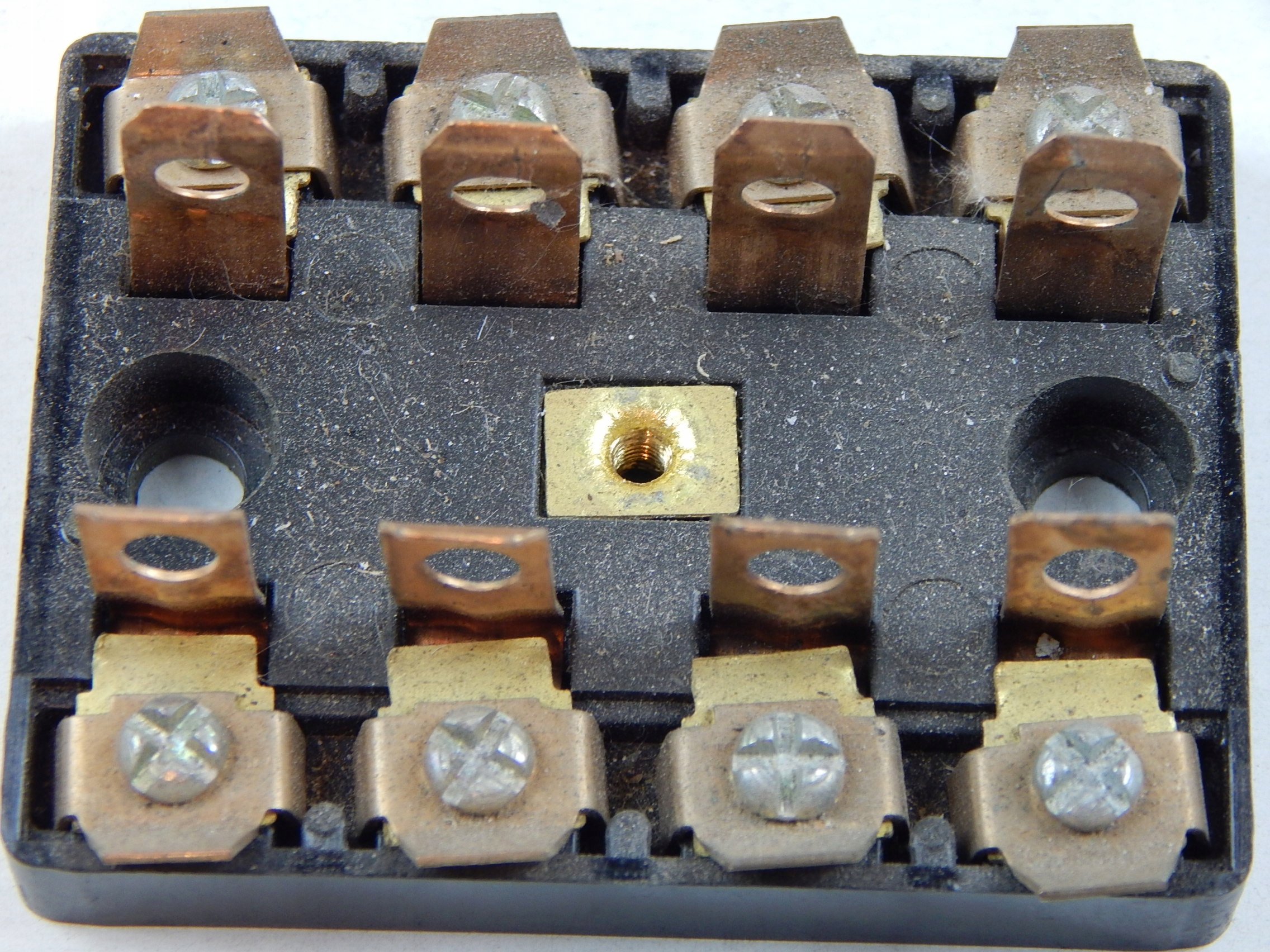 PUSZKA BEZPIECZNIKÓW URAL DNIEPR Numer katalogowy części 123