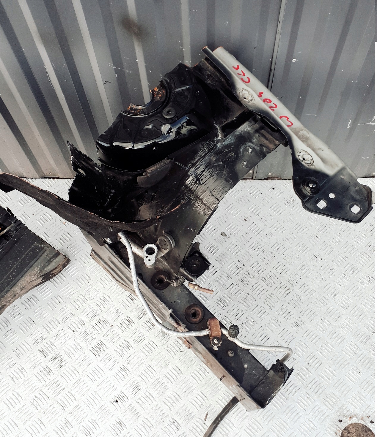 CLC W203 08-11 SPORTCOUPE лонжерон левый 040