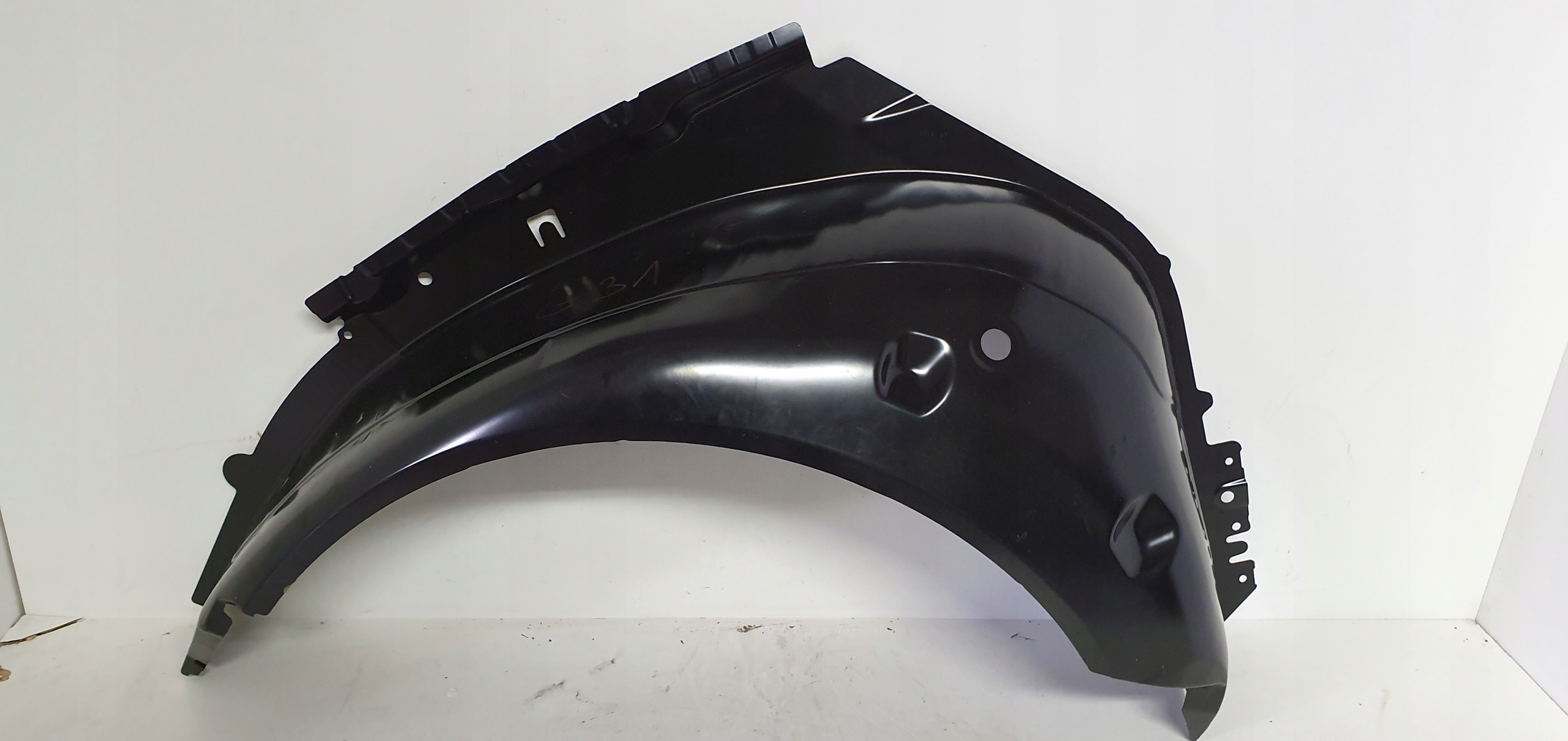 PANEL WNĘKI KOŁA BMW 5 G31