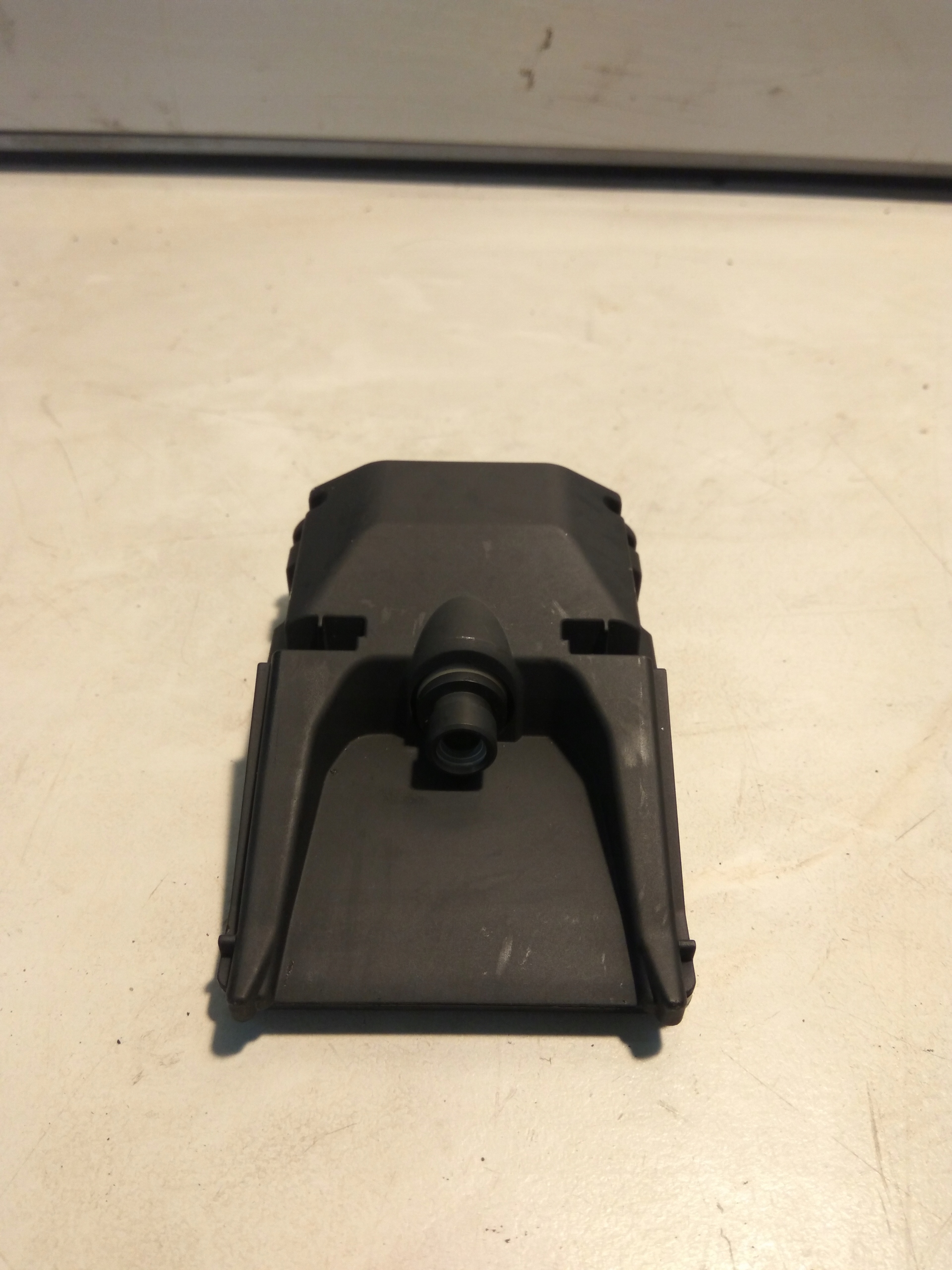 KIA RIO IV KAMERA ASYSTENT PASA 95740 H8100 2017